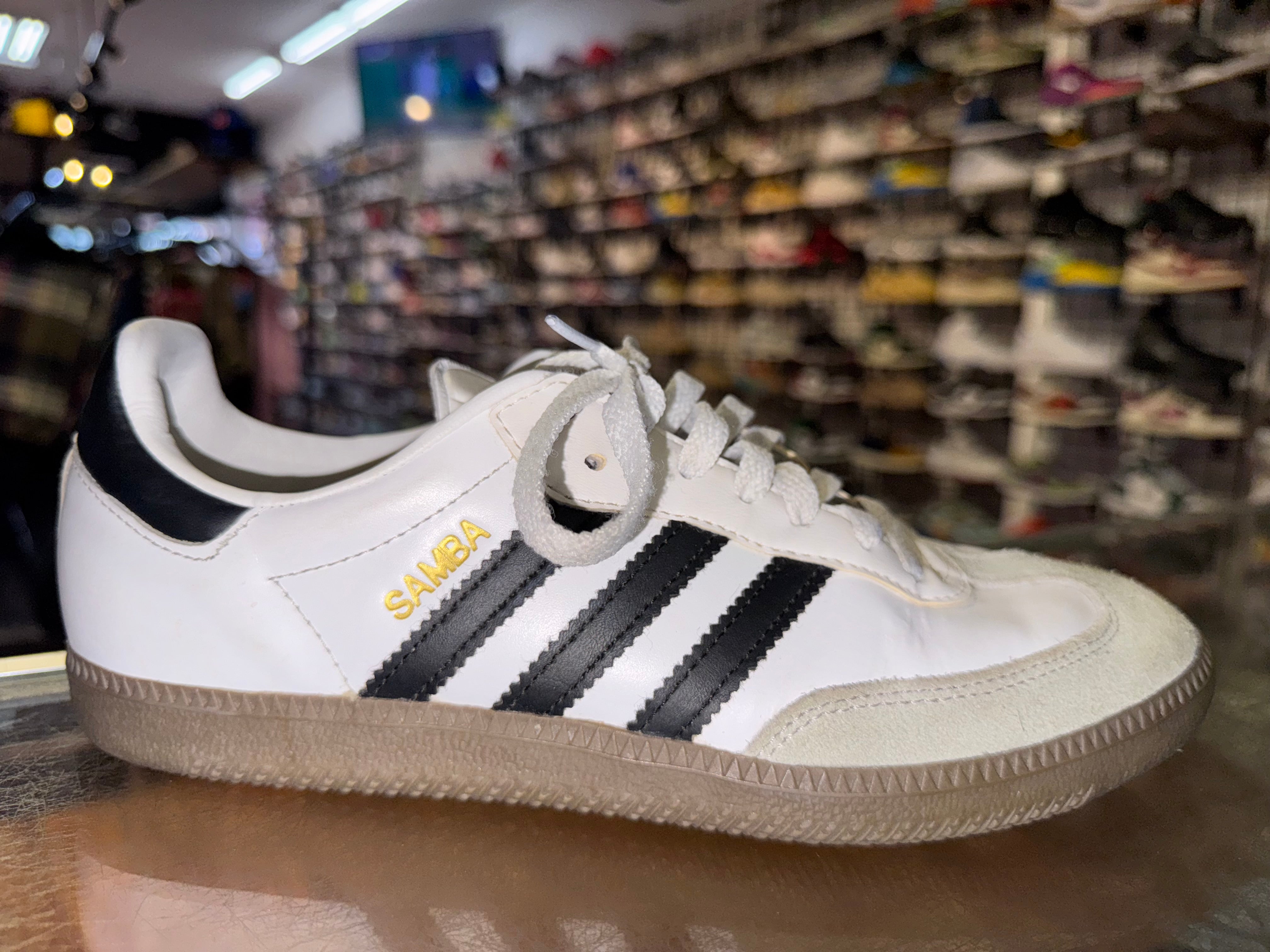 Size 7 Adidas Samba OG - NB