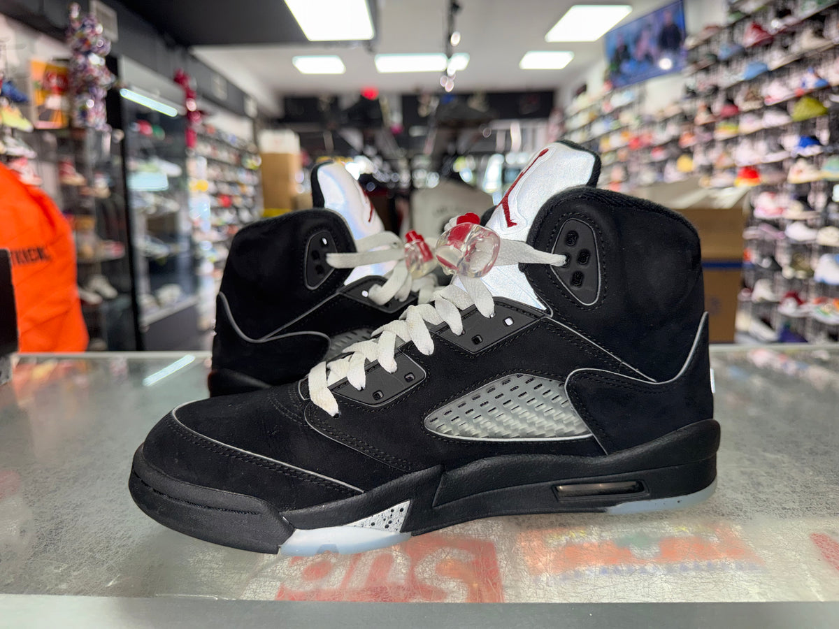 Air Jordan 5 GS Black Metallic Reimagined sneaker, pre-owned, size 7Y – view 4