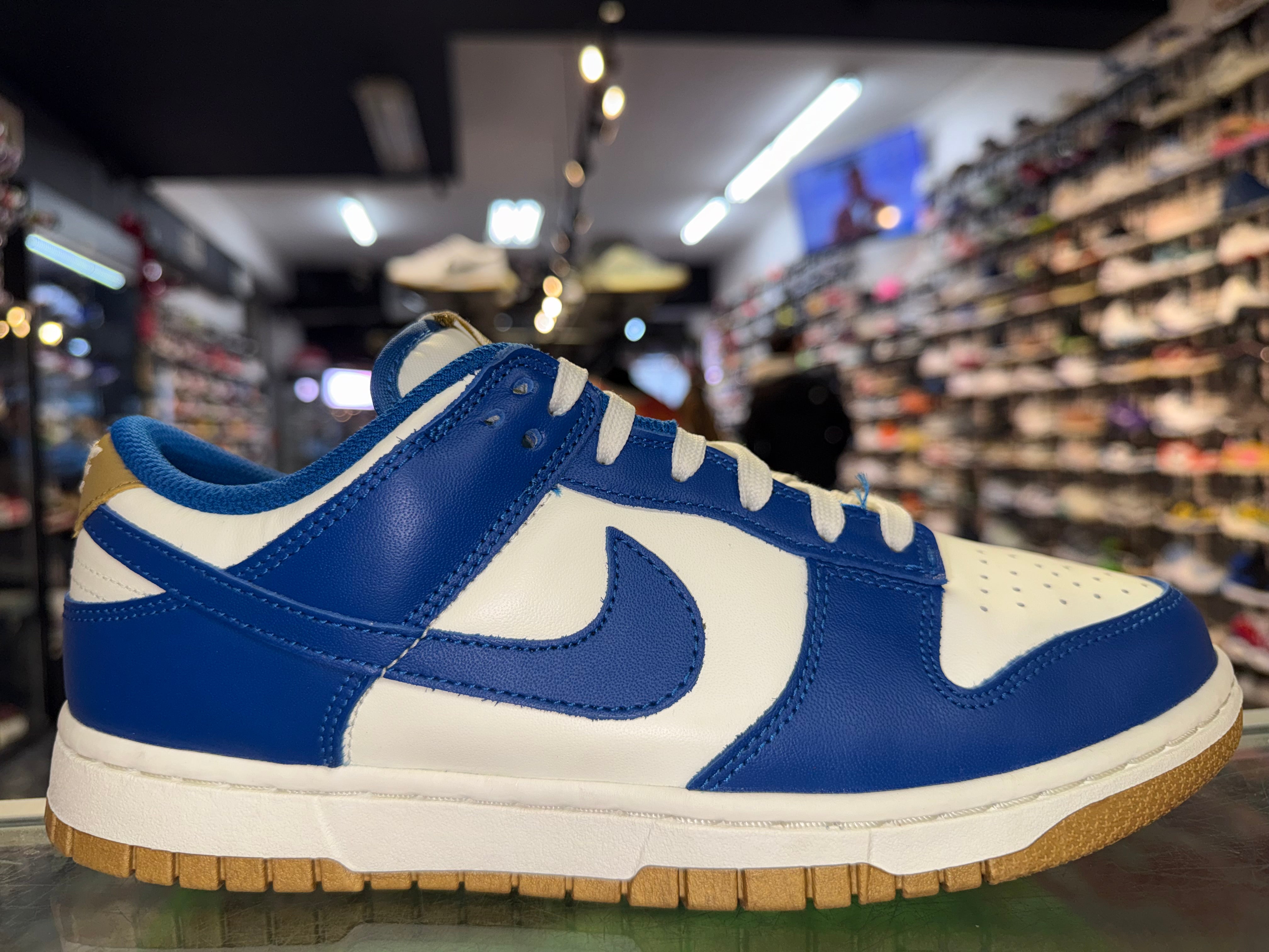 Size 7.5 (9W) Dunk Low "Kansas City Royals"