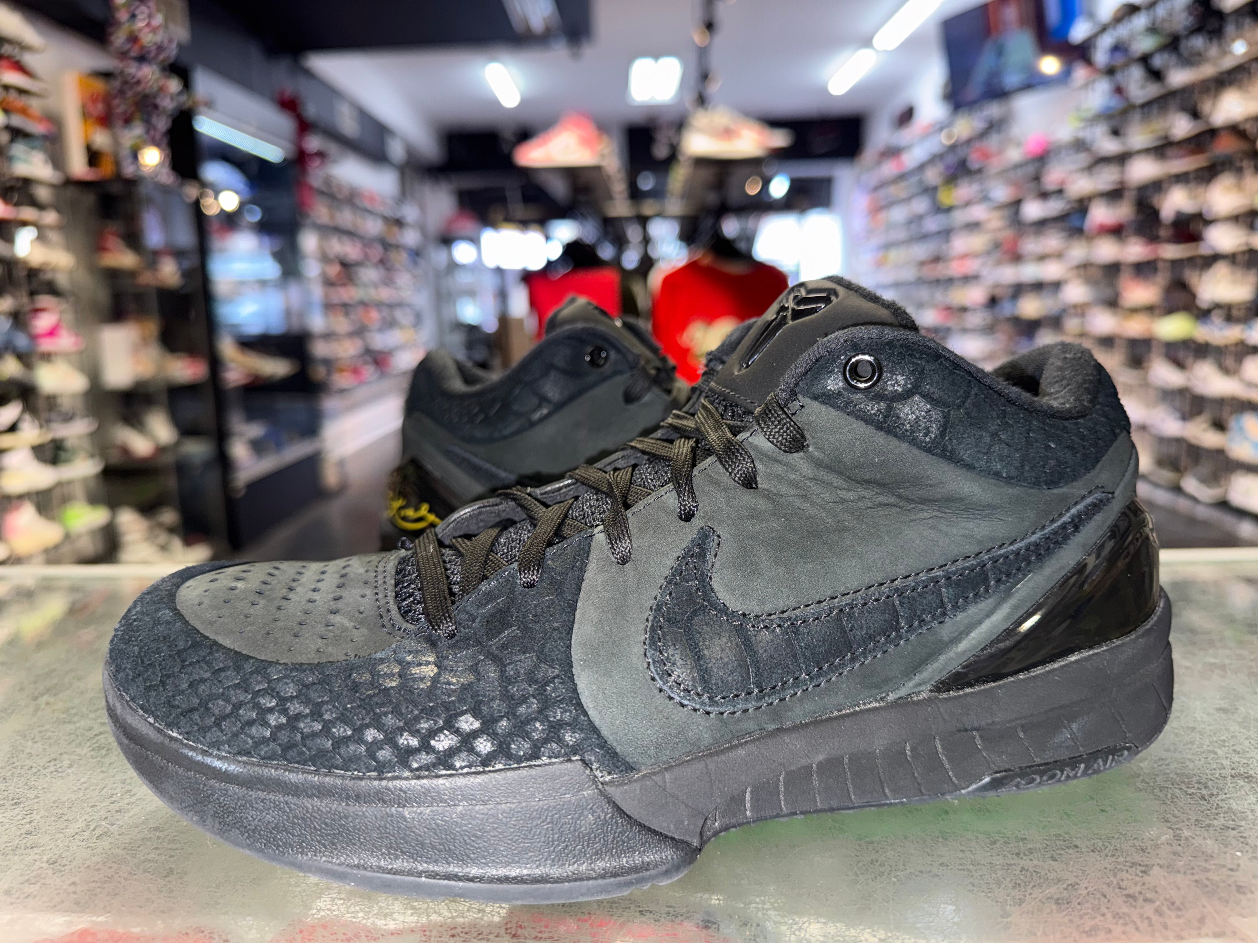 Size 6.5 Kobe 4 Protro “Gift of Mamba”