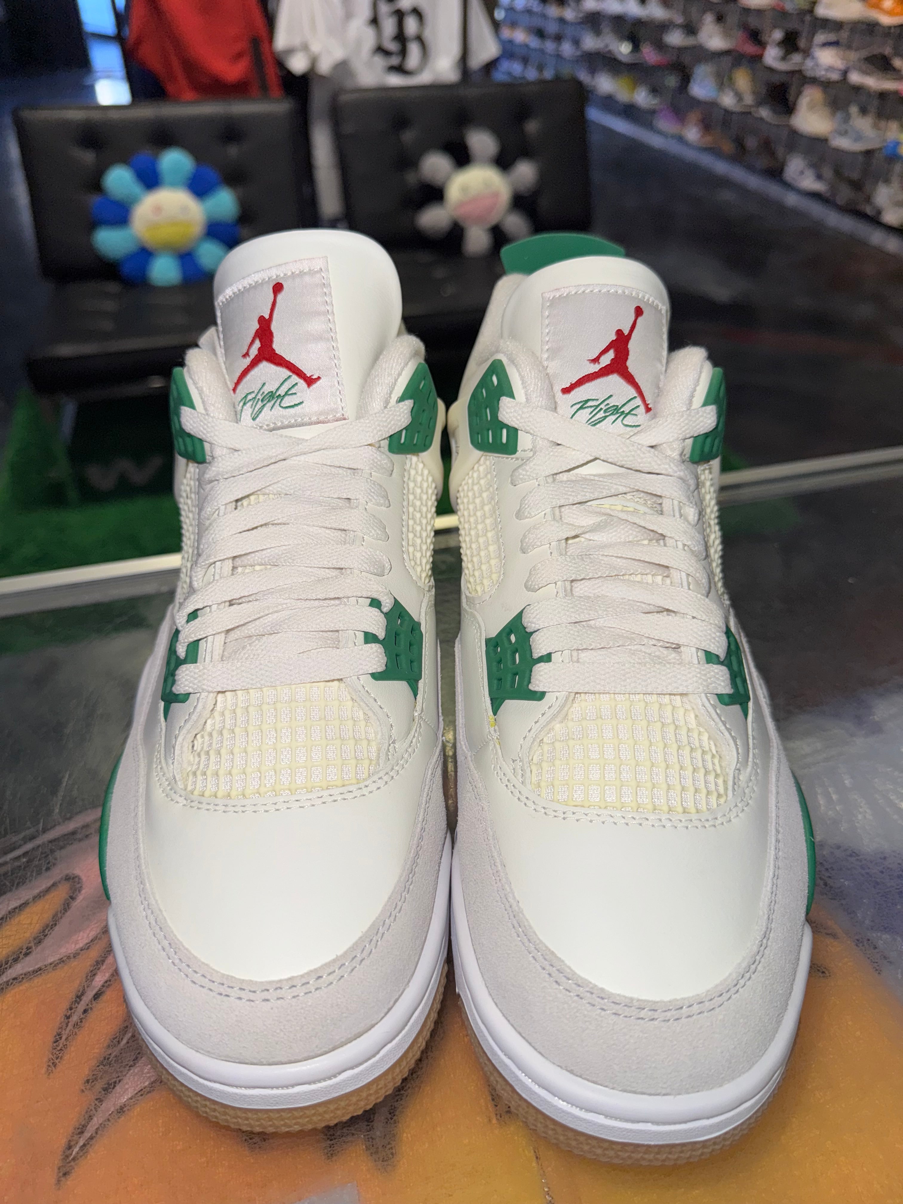 Size 10 Air Jordan 4 SB "Pine Green" Brand New