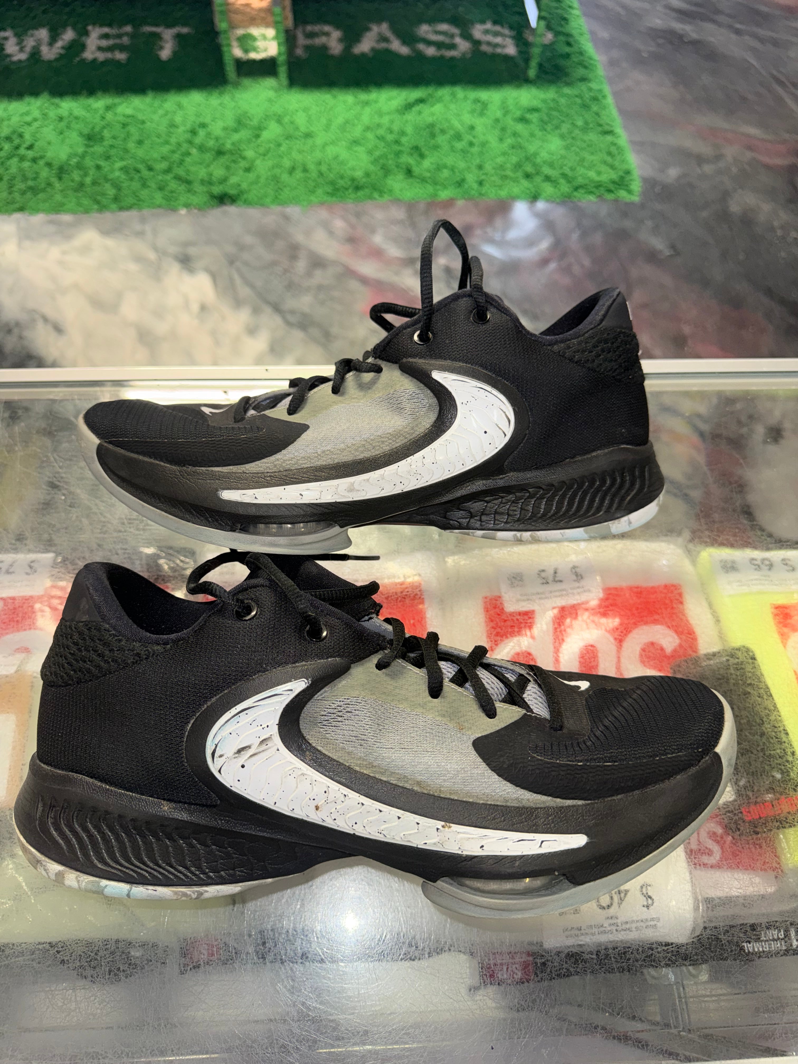 Size 11.5 Giannis Black White - NB