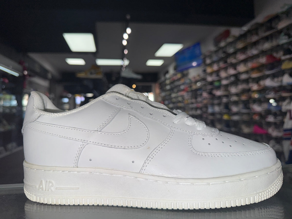 Size 9 Air Force 1 “White" 2010 Brand New