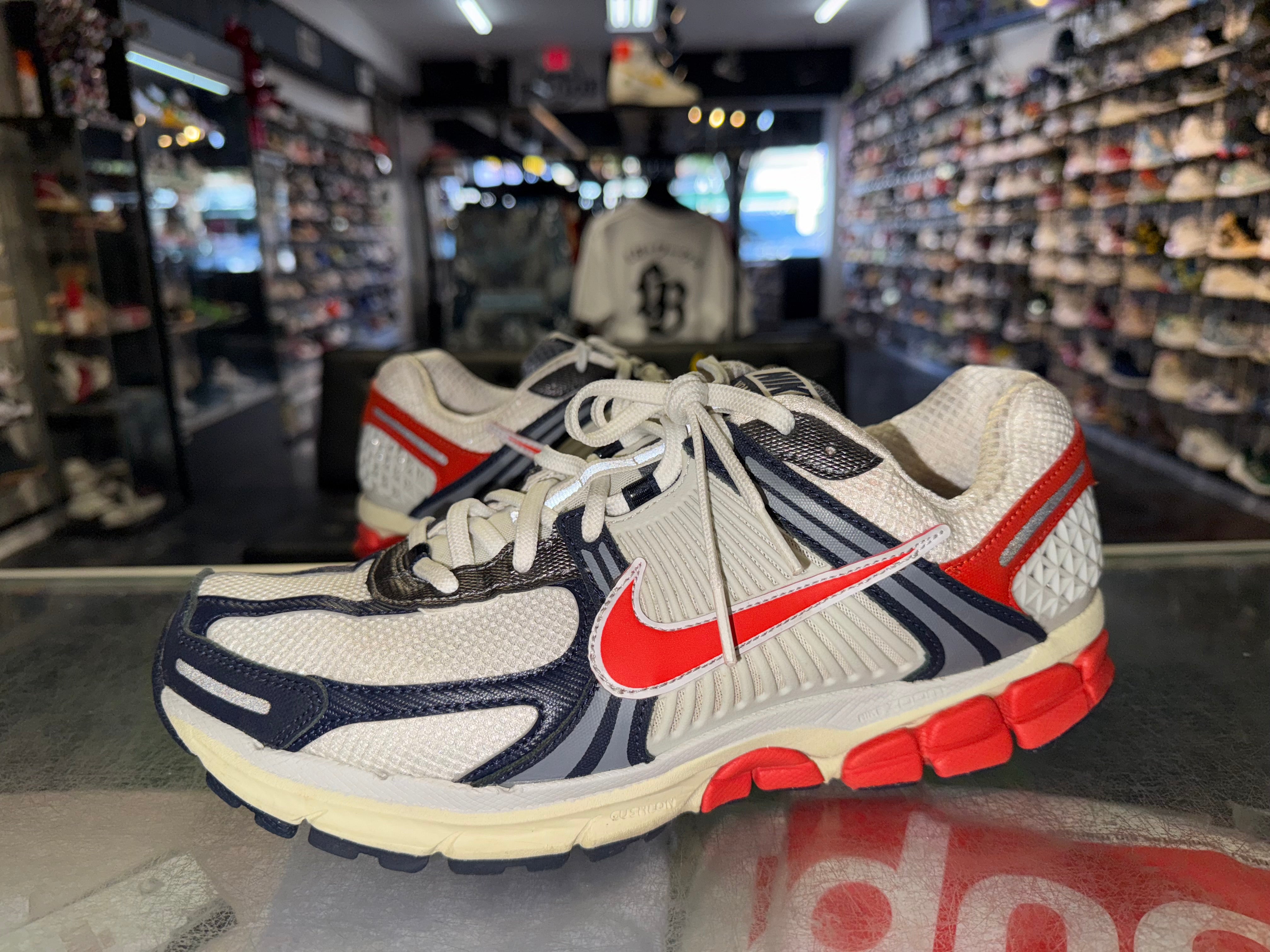 Size 11 Zoom Vomero 5 "USA"