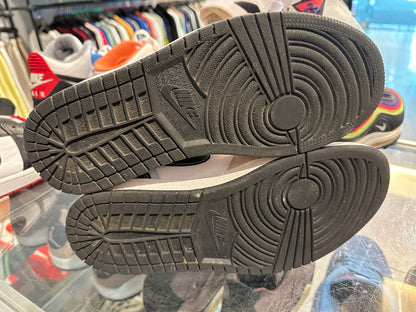 Size 9 Air Jordan 1 “Prototype” (Mall)