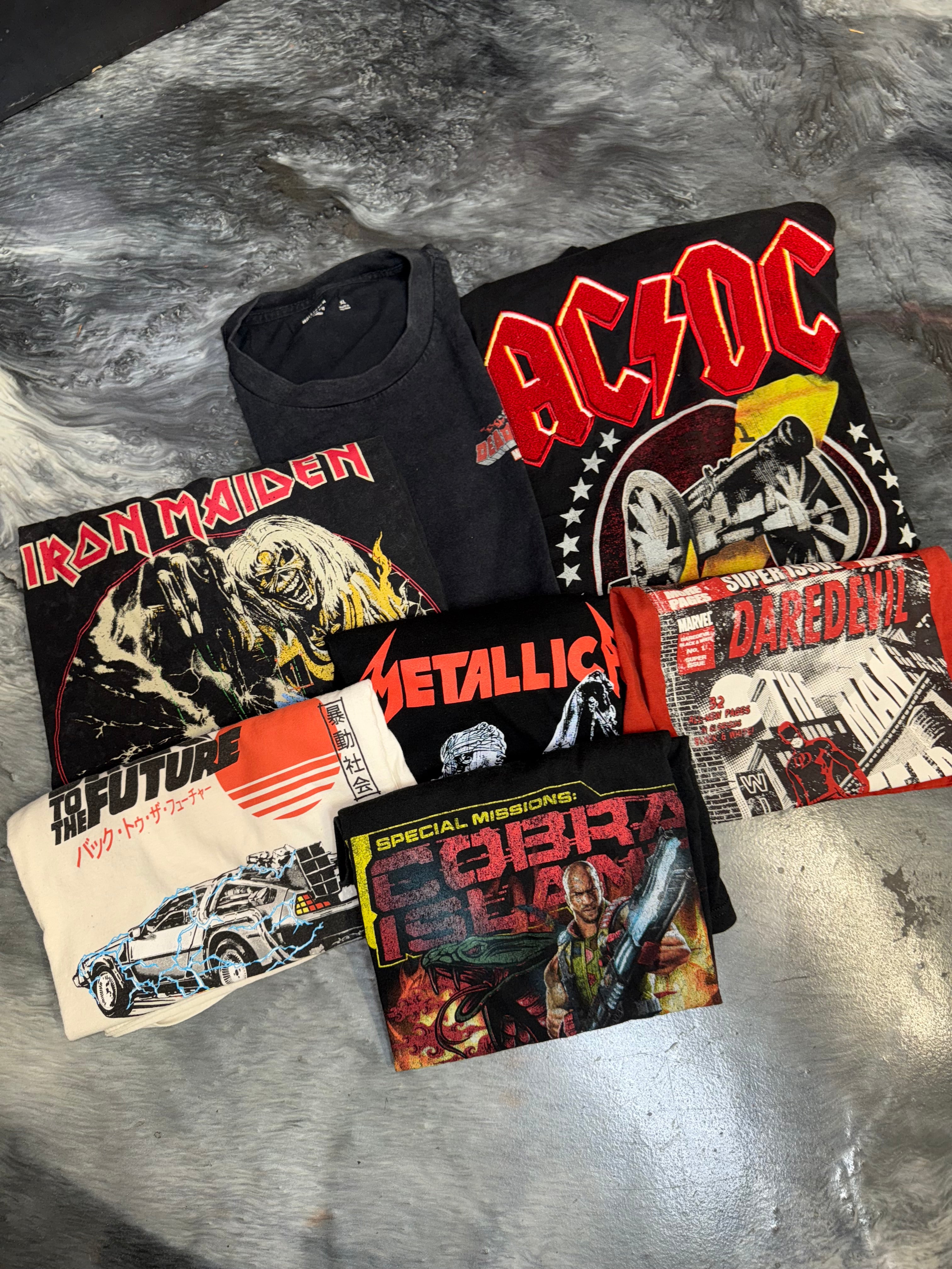 Size L/XL 7 Tee Bundle