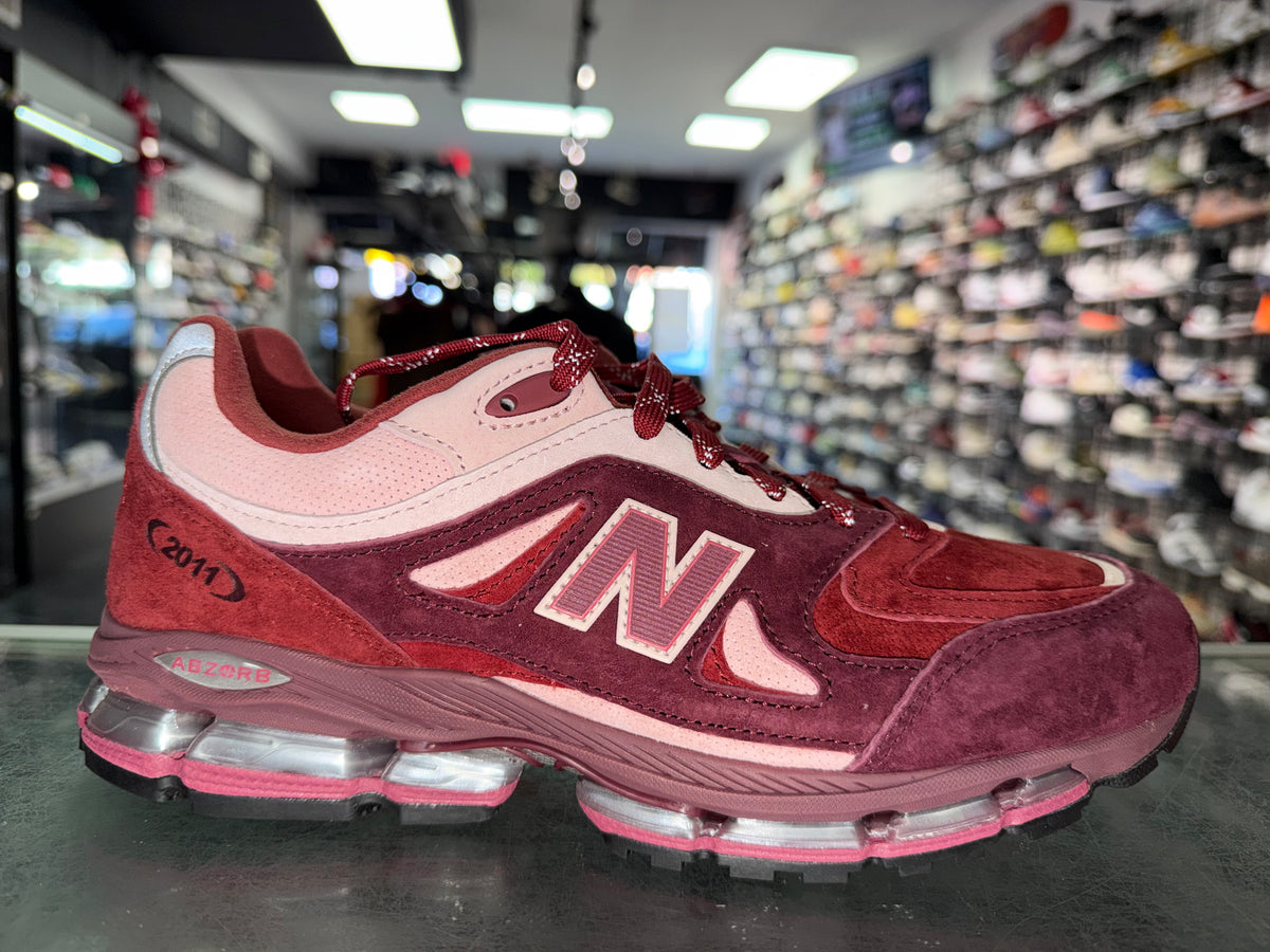 Size 8 New Balance 2011 x Kith "Sakura Flower" Brand New
