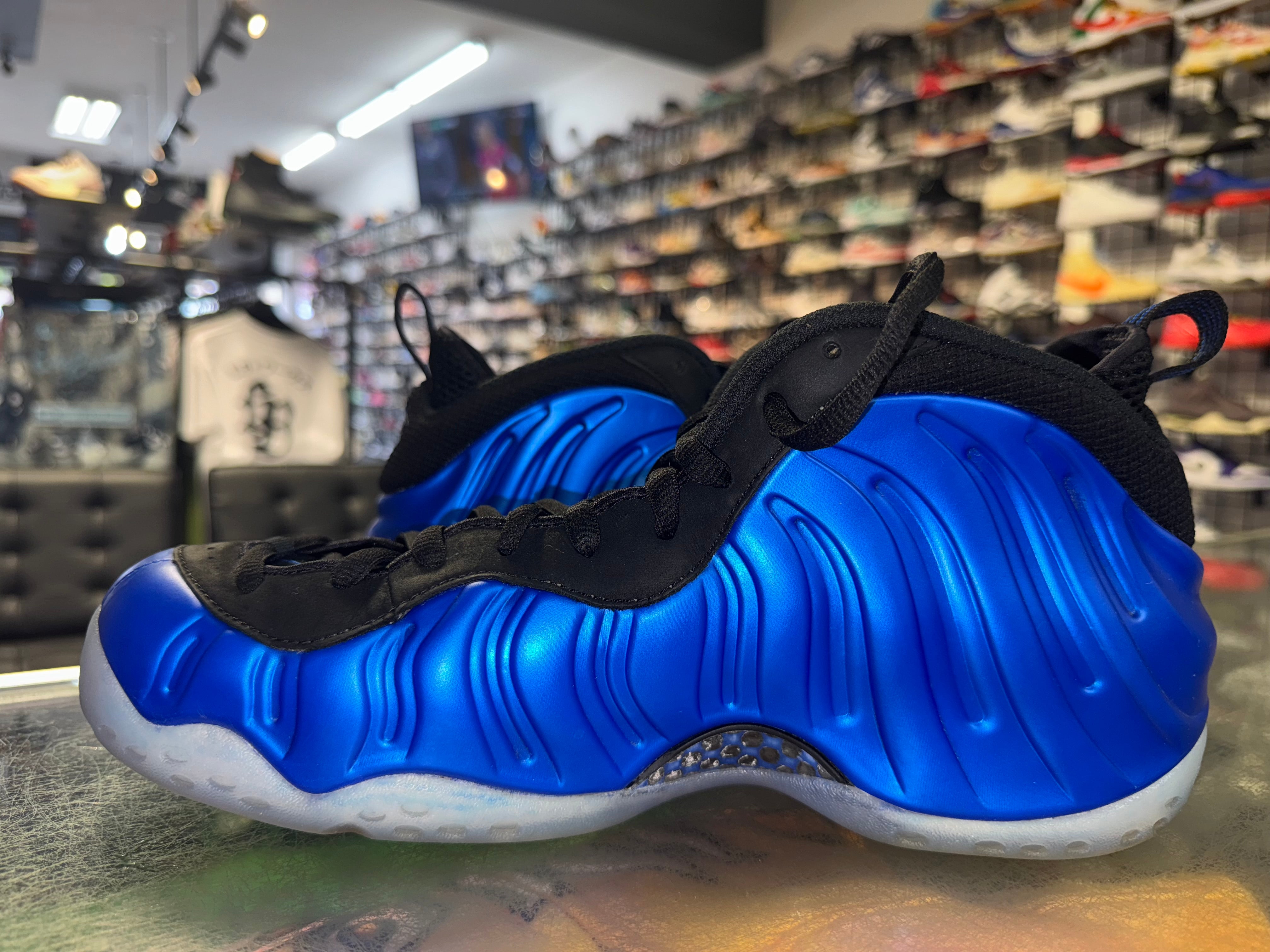 Size 10 Foamposite One "International Blue"
