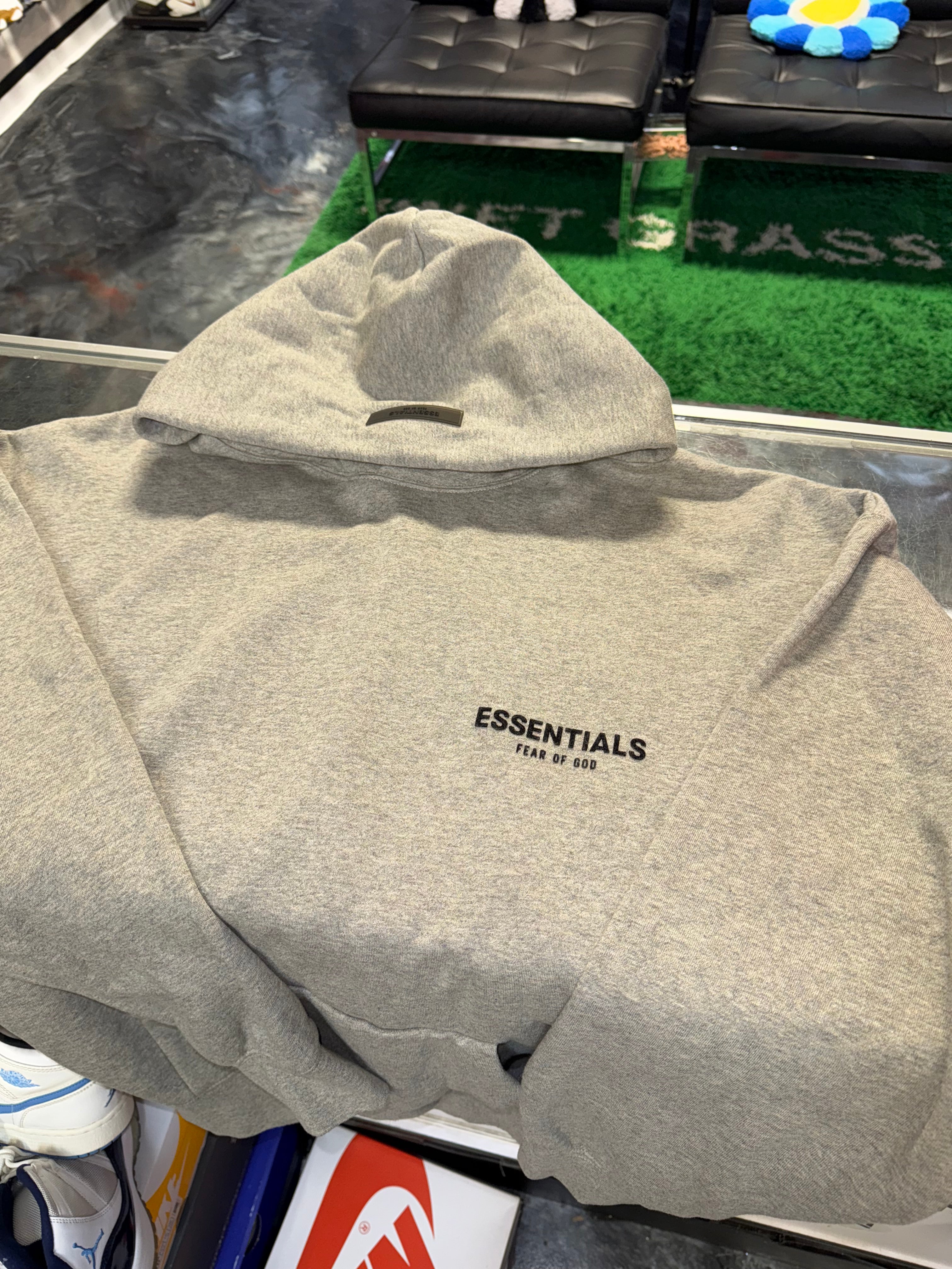 Size XXL Essentials FOG Hoodie “Heather Grey”
