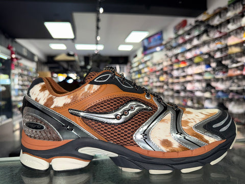 Size 10.5 Saucony ProGrid Triumph 4 "Space Cowboy" Brand New