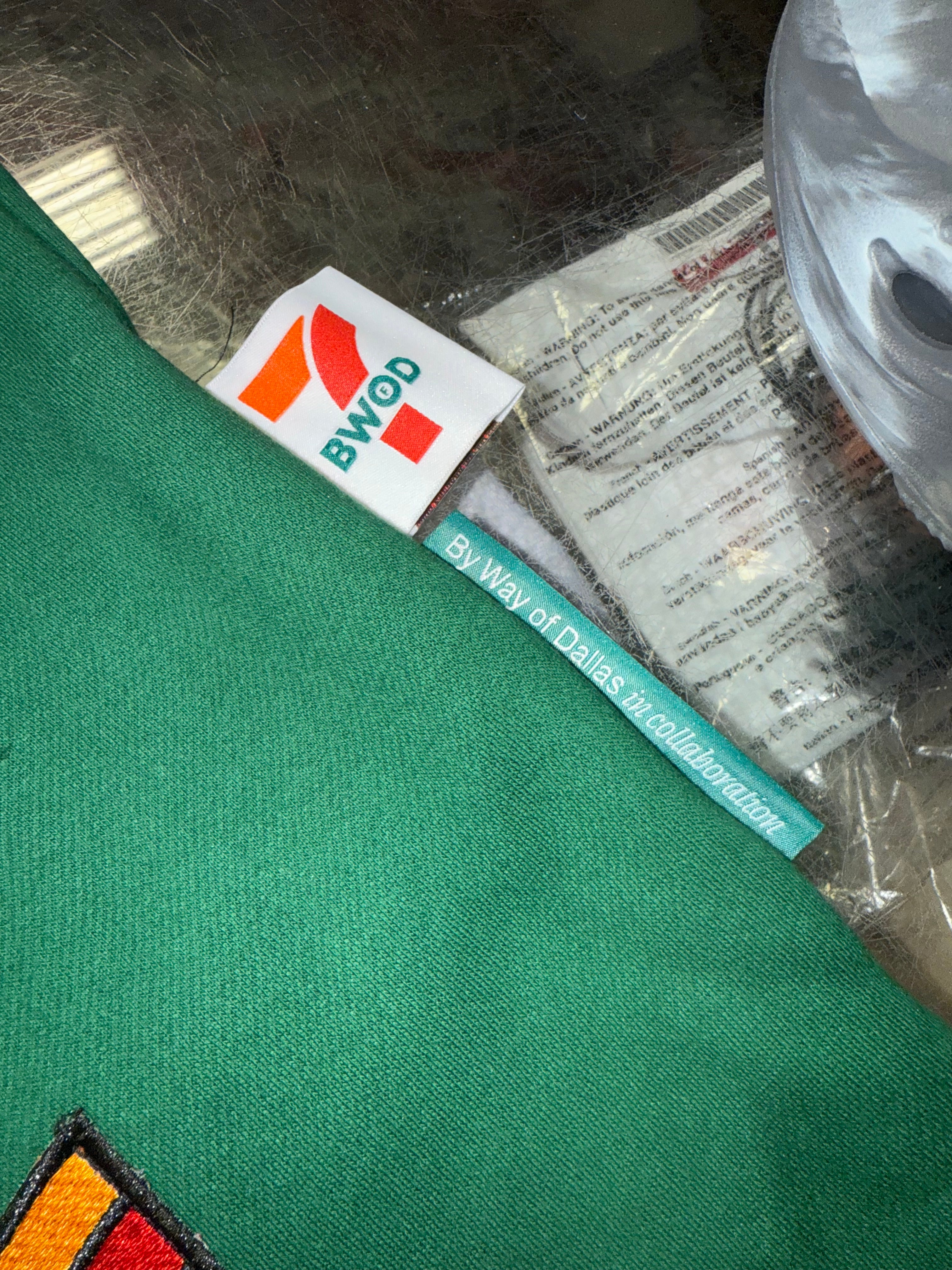 Size L By Way of Dallas x 7-11 Pants “Green” Brand New