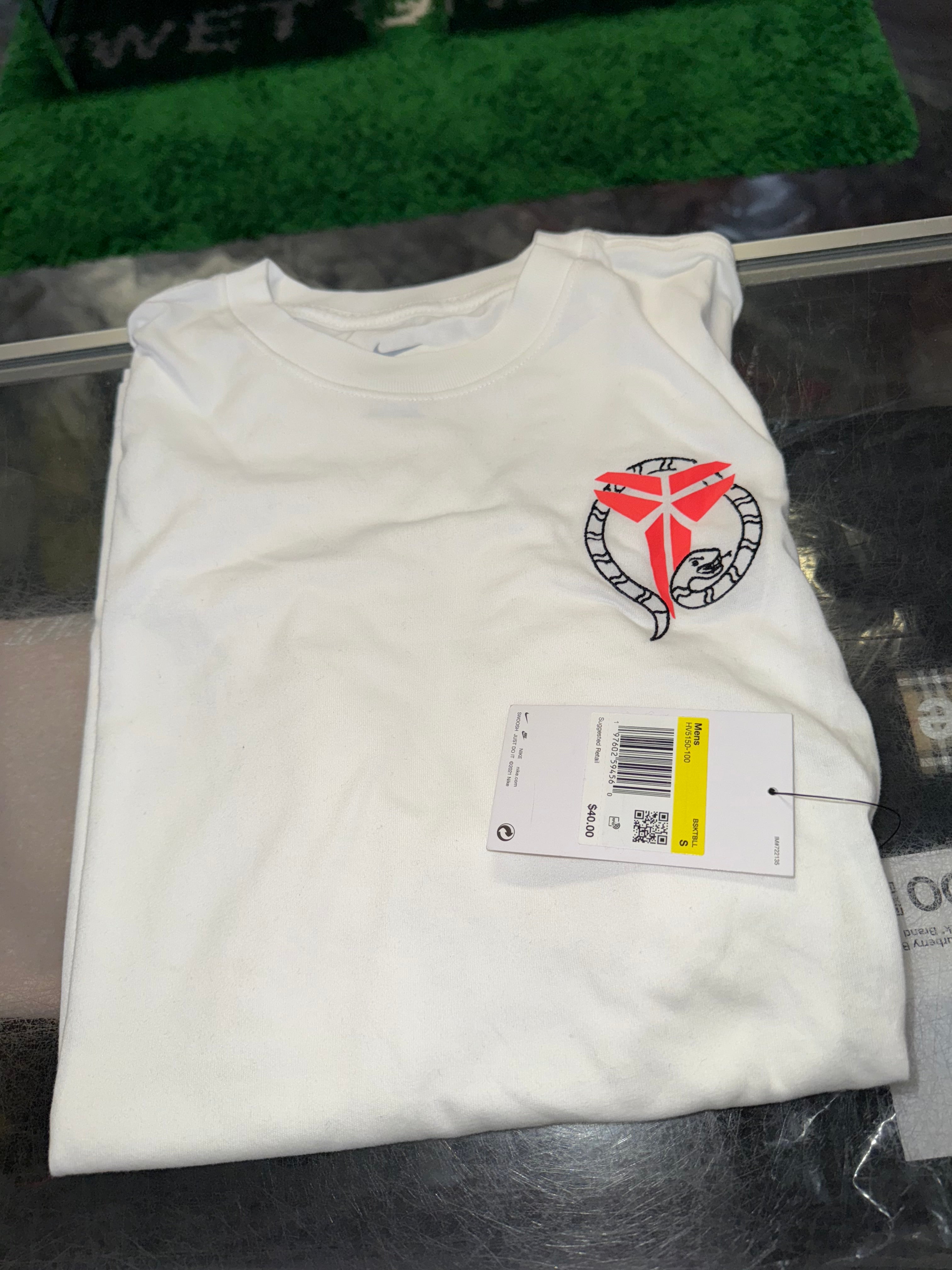 Size S Nike Kobe Dri Fit Tee “White” Brand New