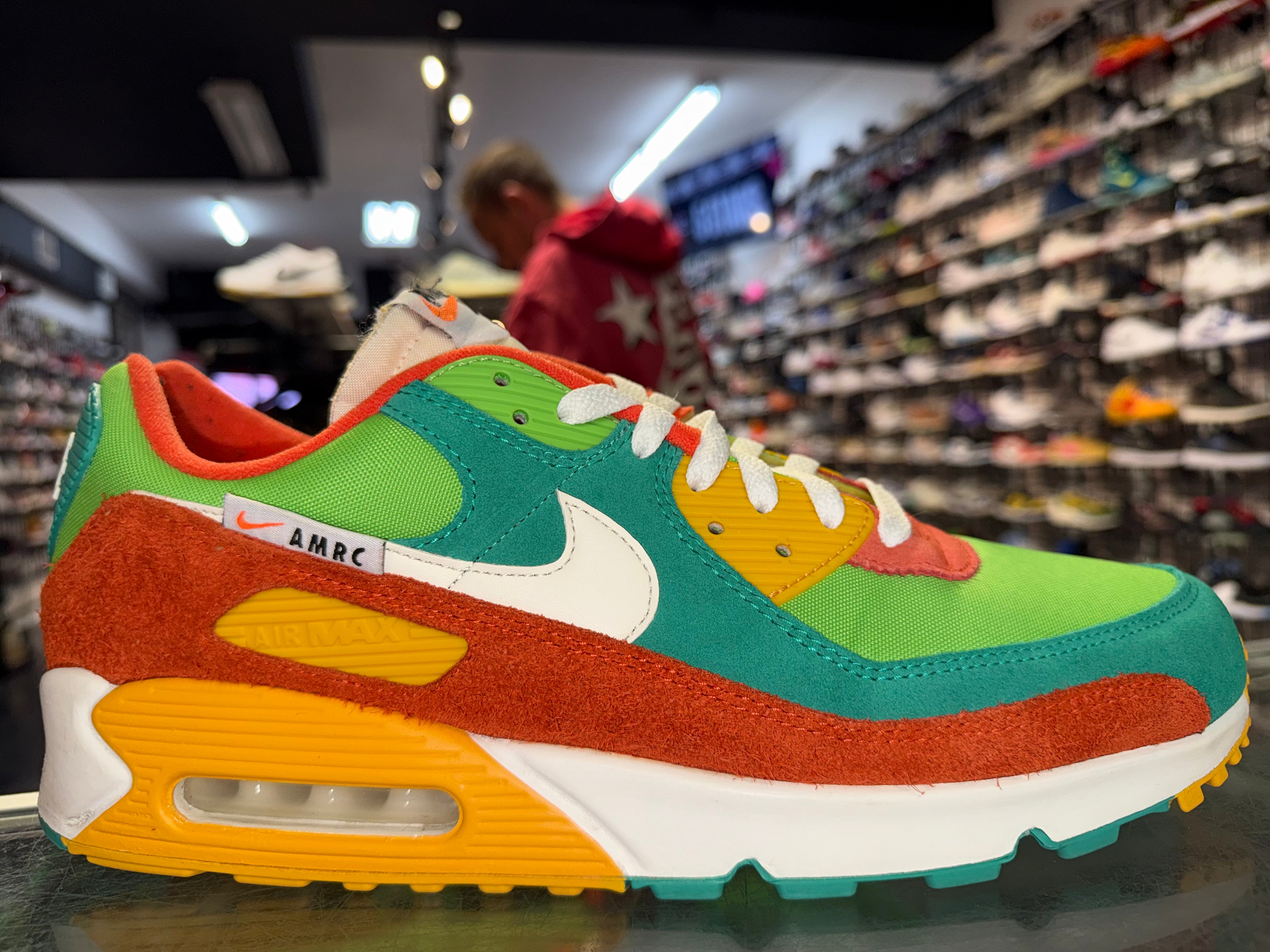 Size 9.5 Air Max 1 Lebron James 