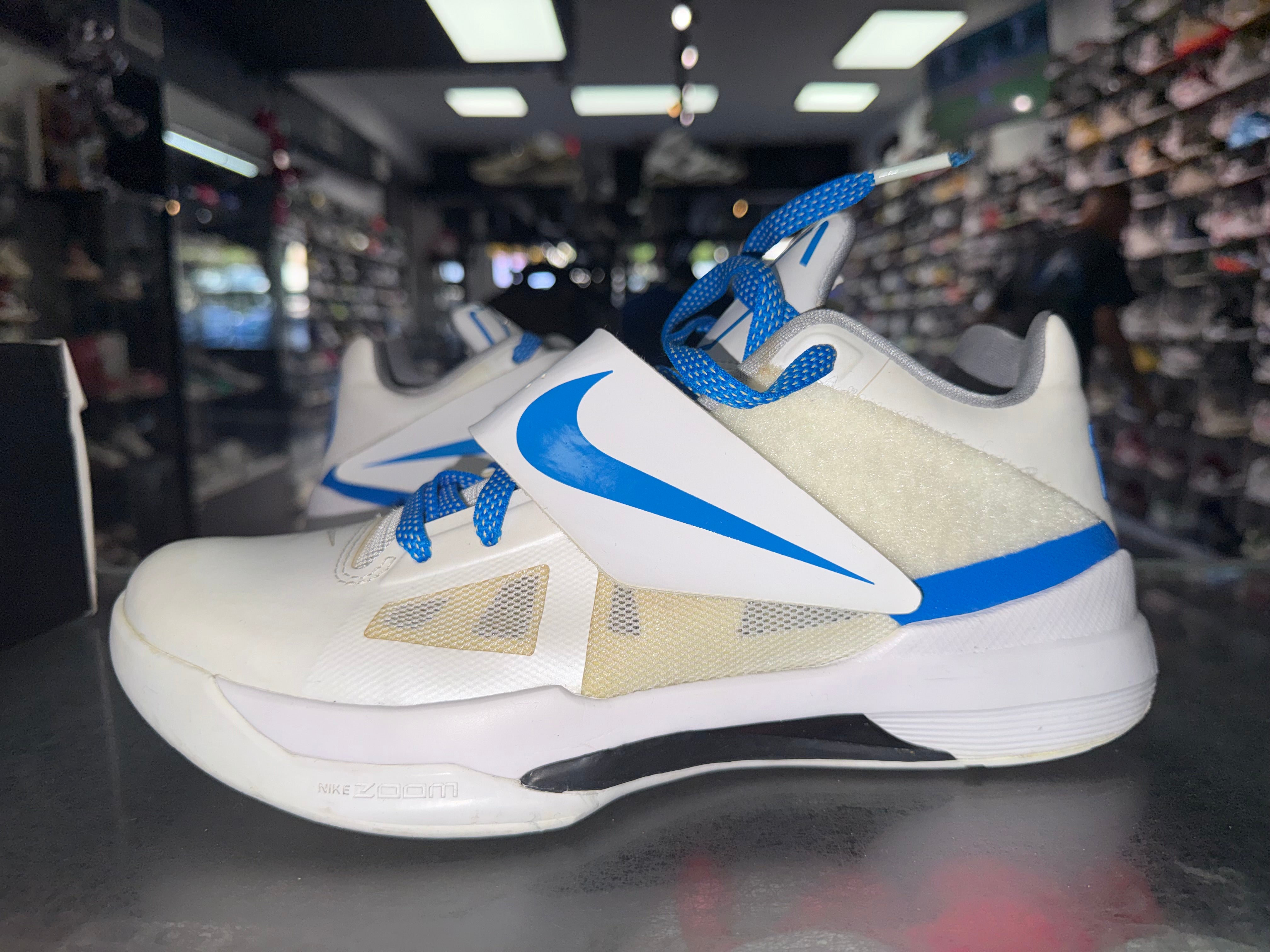 Size 10.5 KD 4 Think 16 "Thunderstruck"