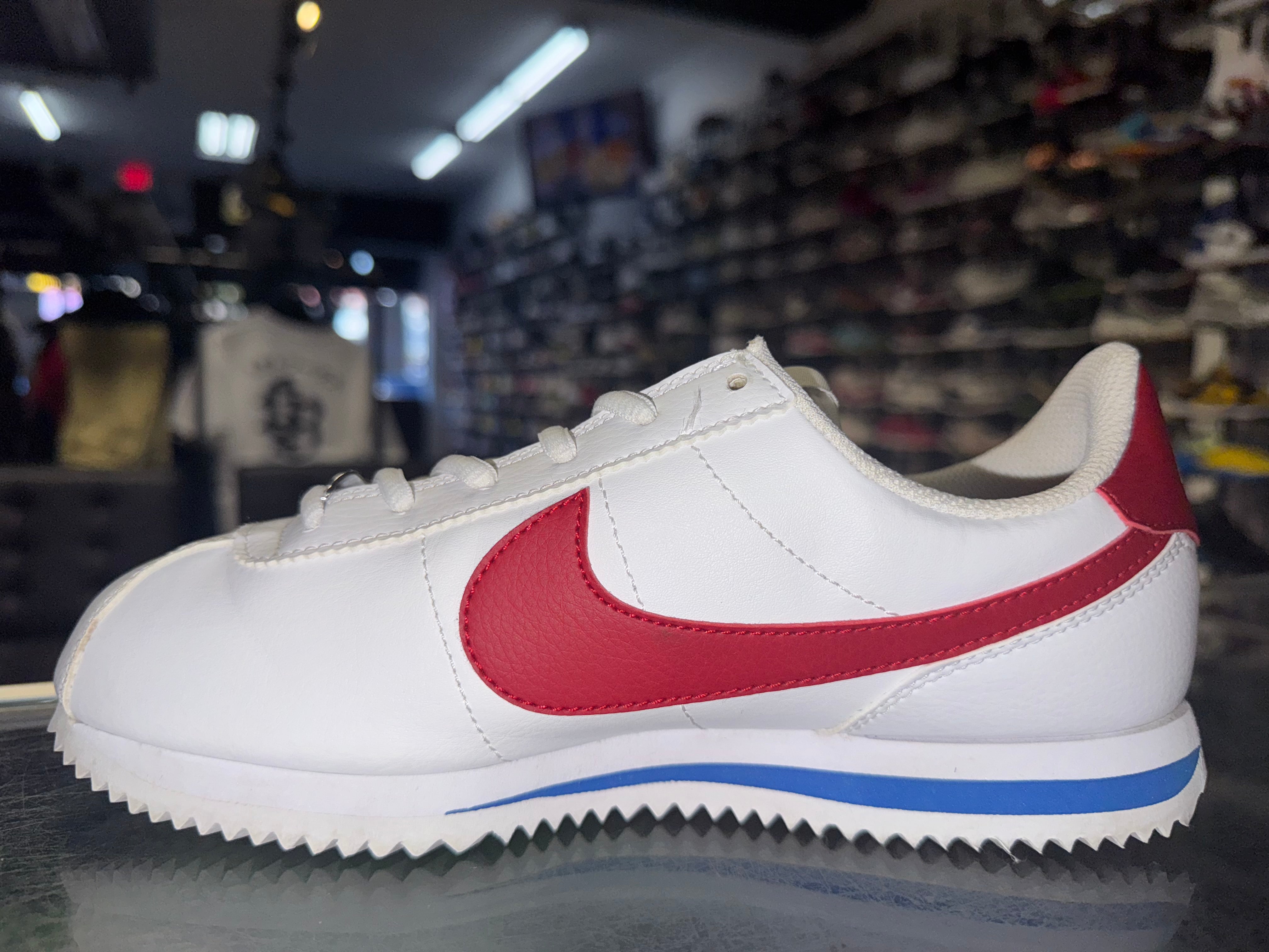 Size 6y Nike Corte "Forrest Gump"