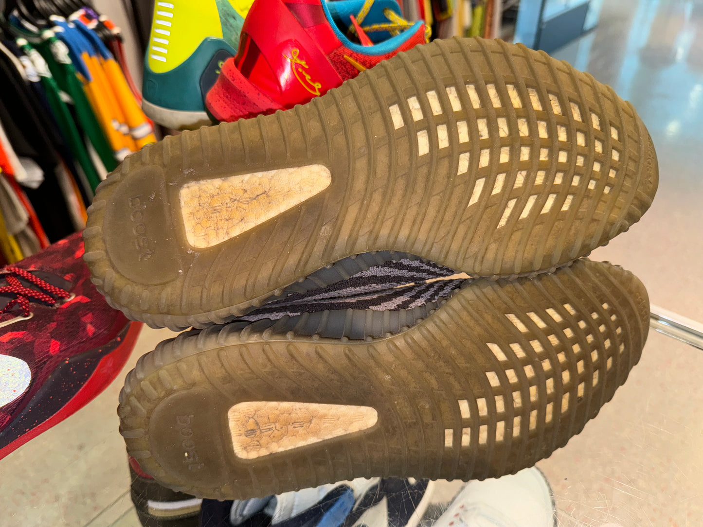 Size 9 Adidas Yeezy Boost 350 v2 “Beluga 2.0” (Mall)