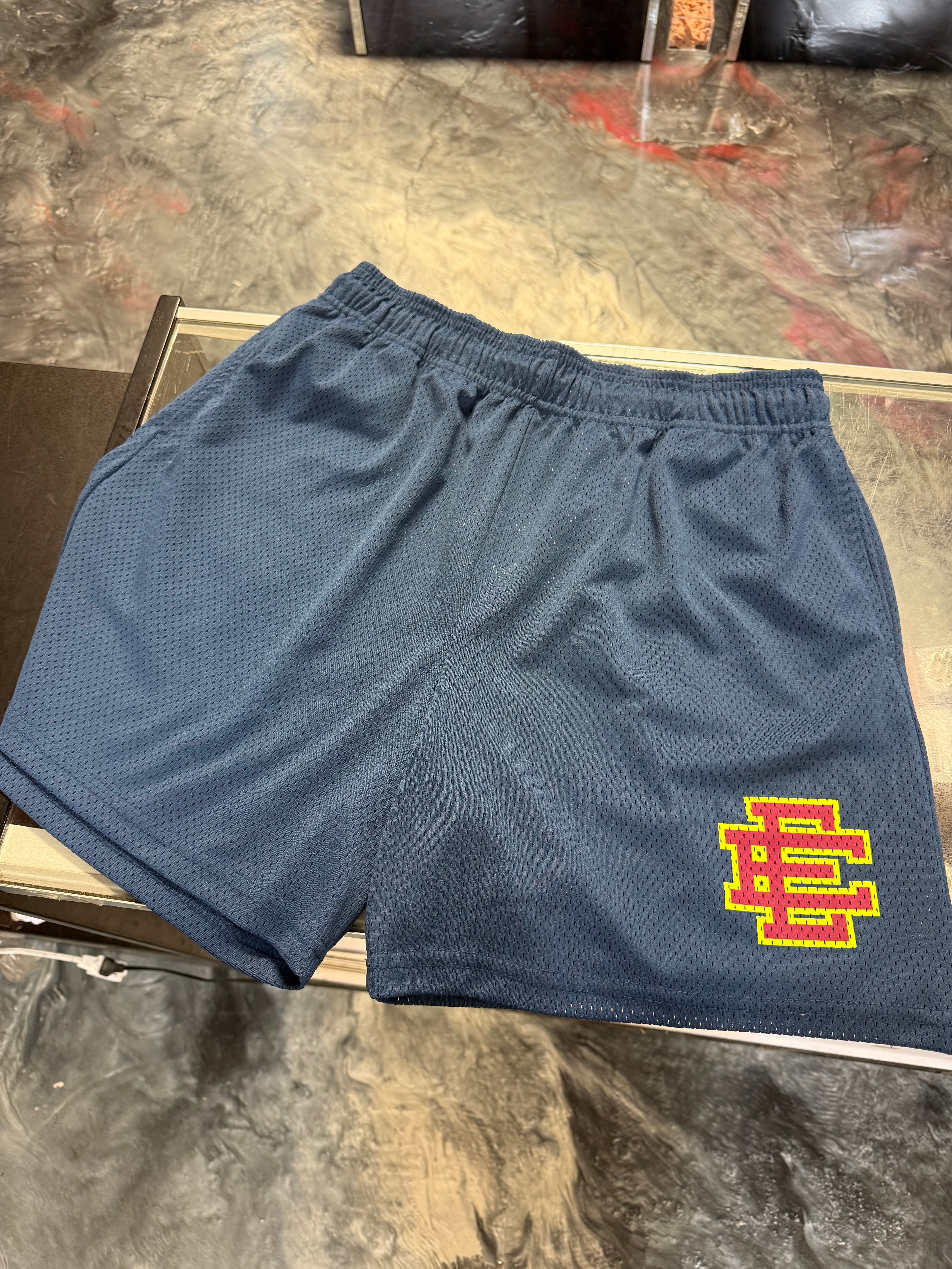 Size XL Eric Emanuel EE Shorts “Denim/Burgundy” – Direct Kicks