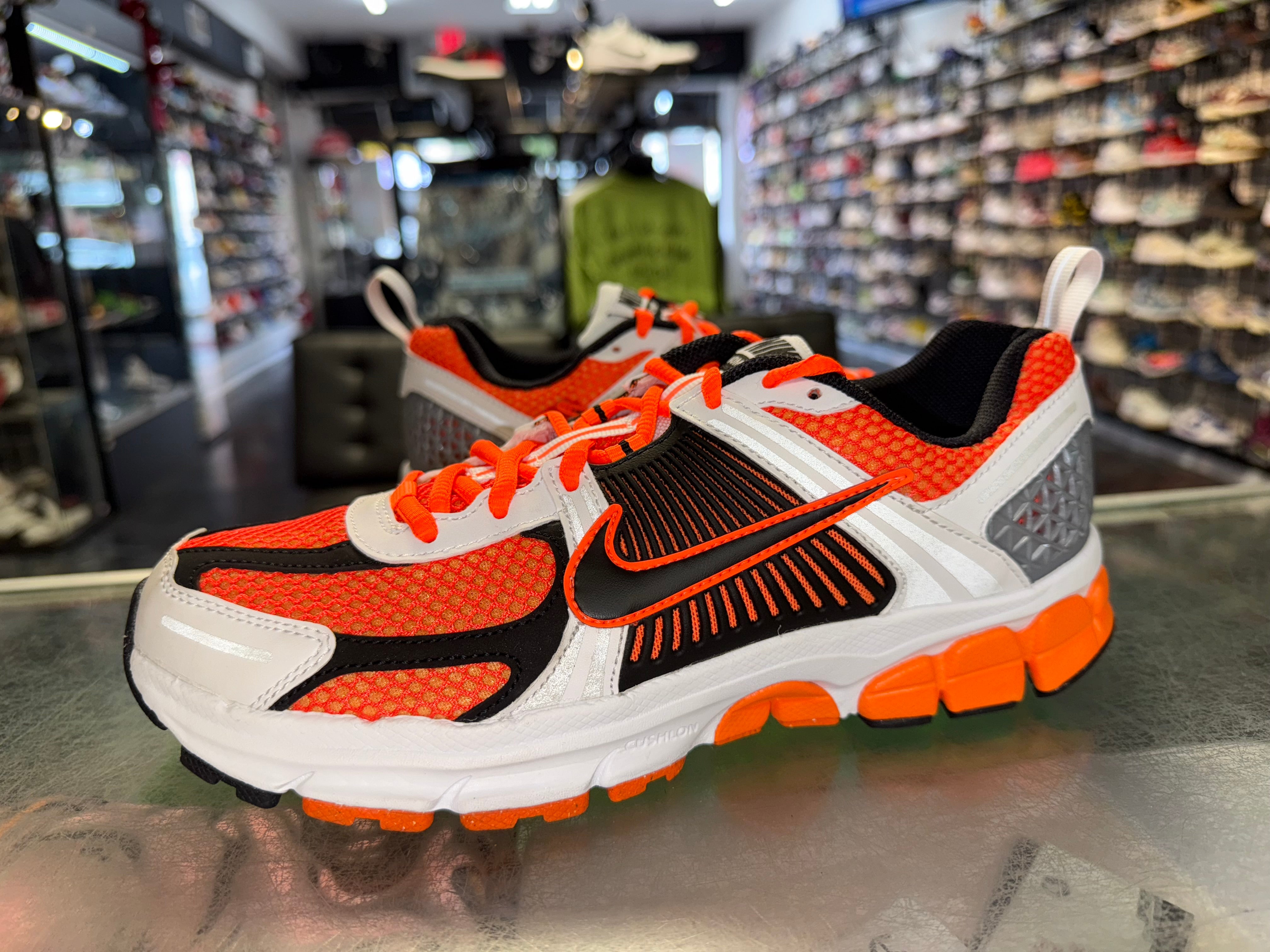 Size 7y Zoom Vomero 5 “Orange”