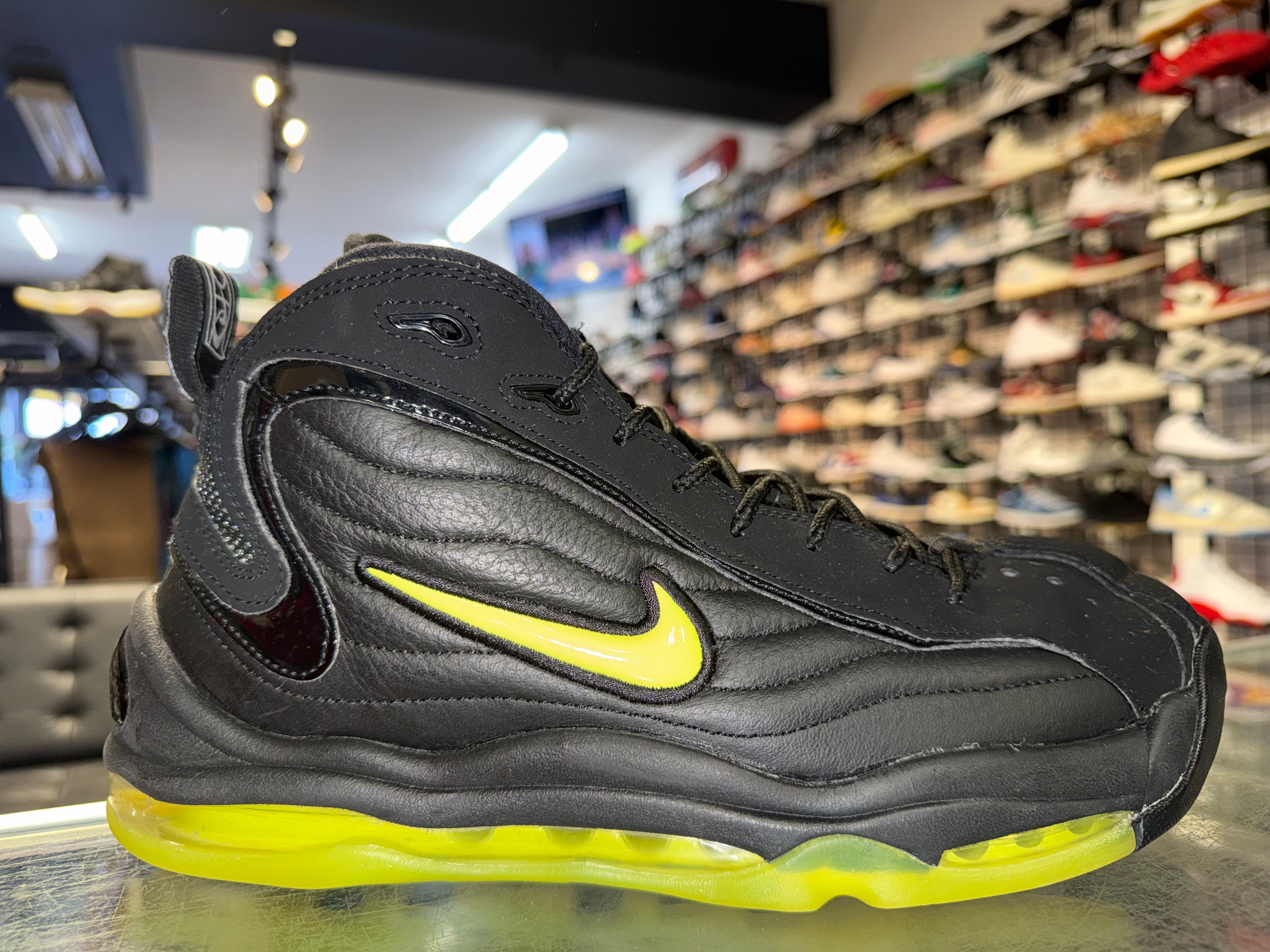 Size 10 Air Total Max Uptempo "Black Volt"