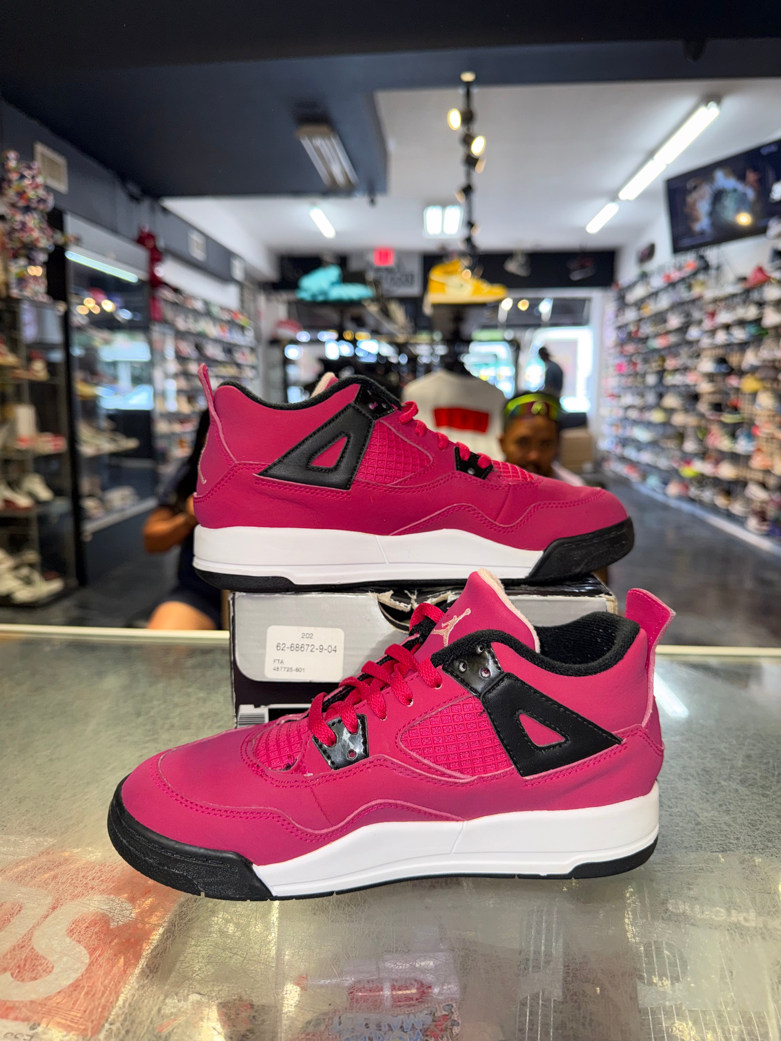 Size 2.5y Air Jordan 4 "Voltage Cherry" (PS)