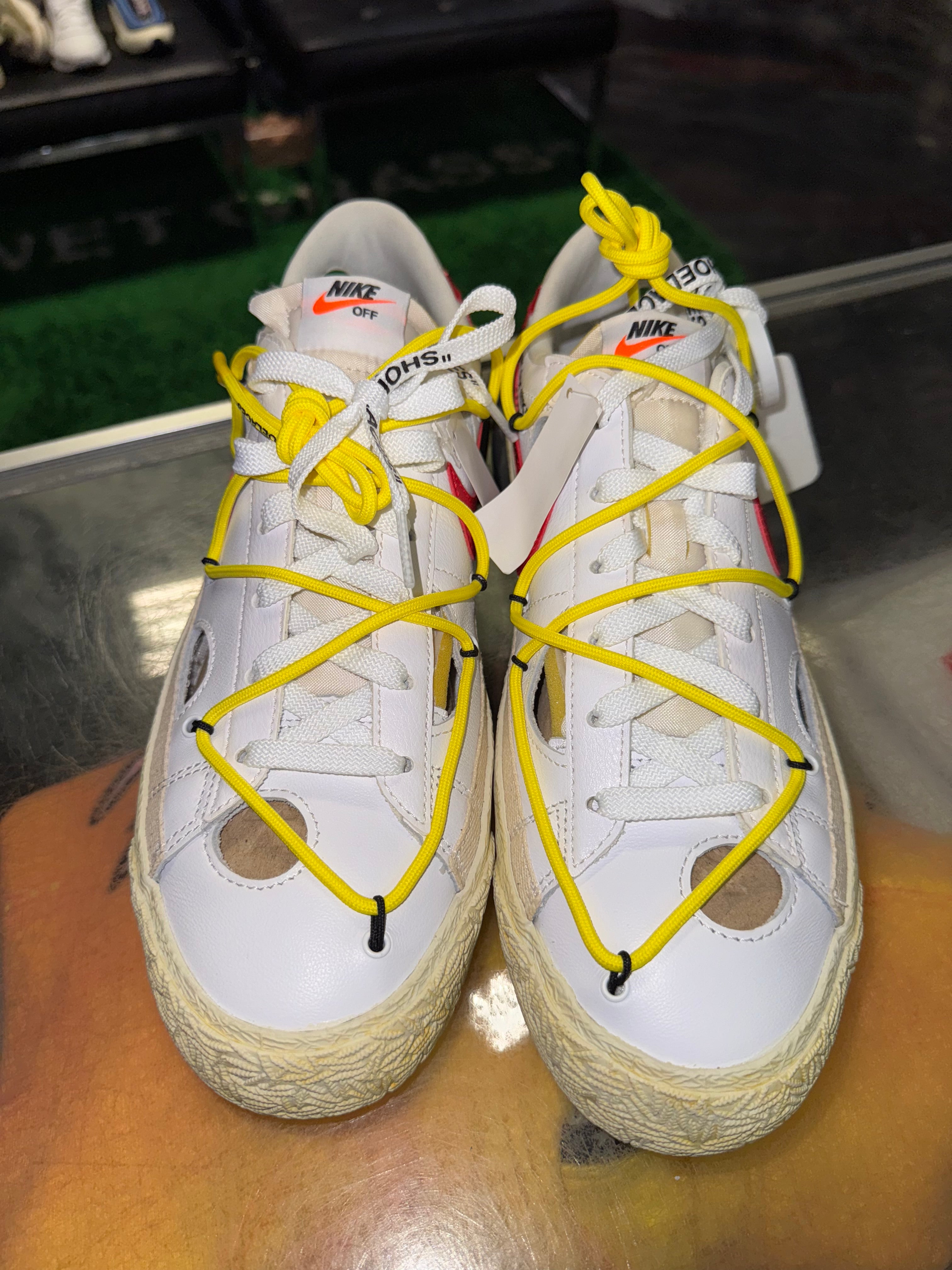 Size 10 Blazer Low Off White "University Red"