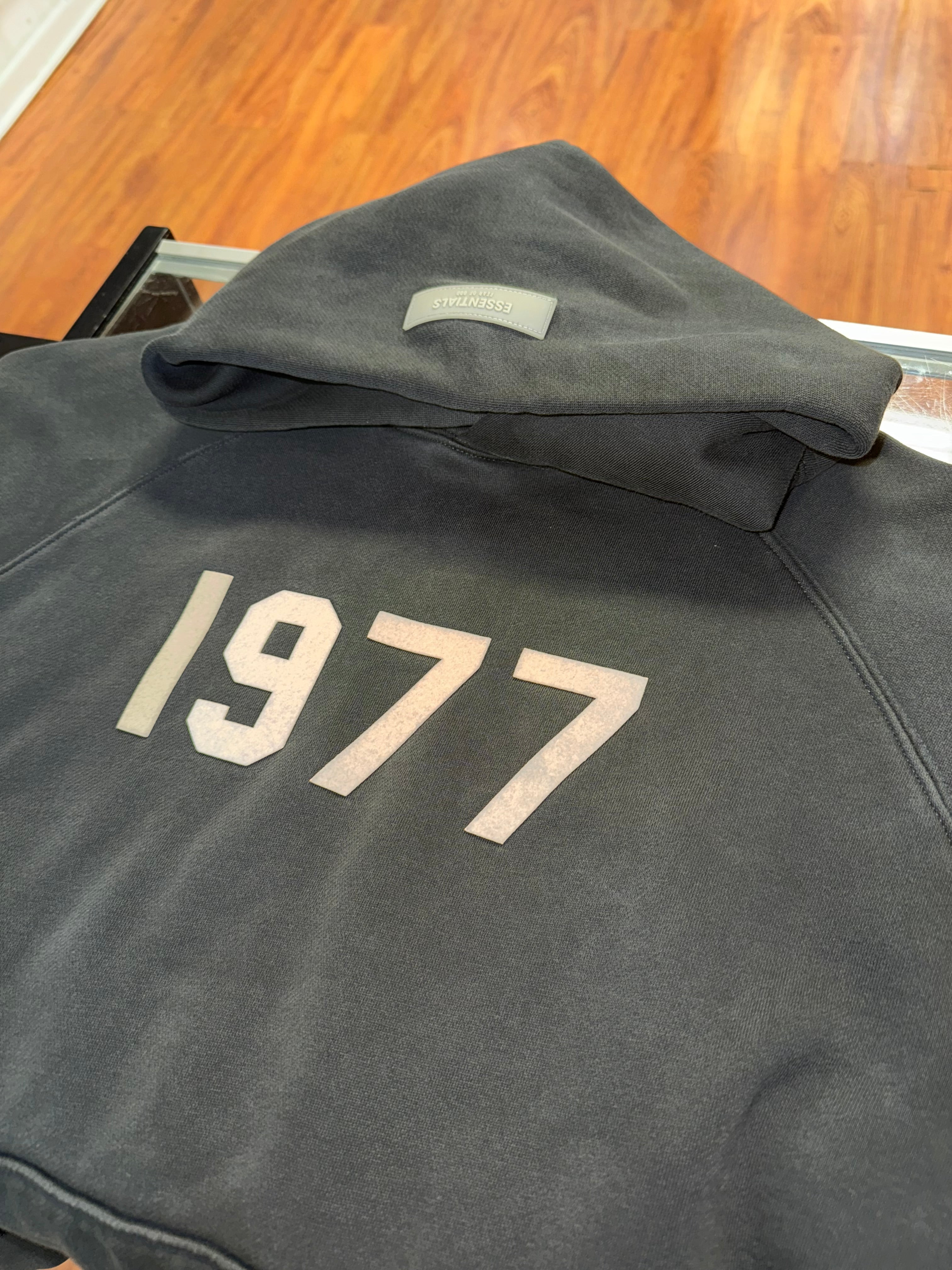 Size S Essentials FOG 1977 Hoodie “Iron”