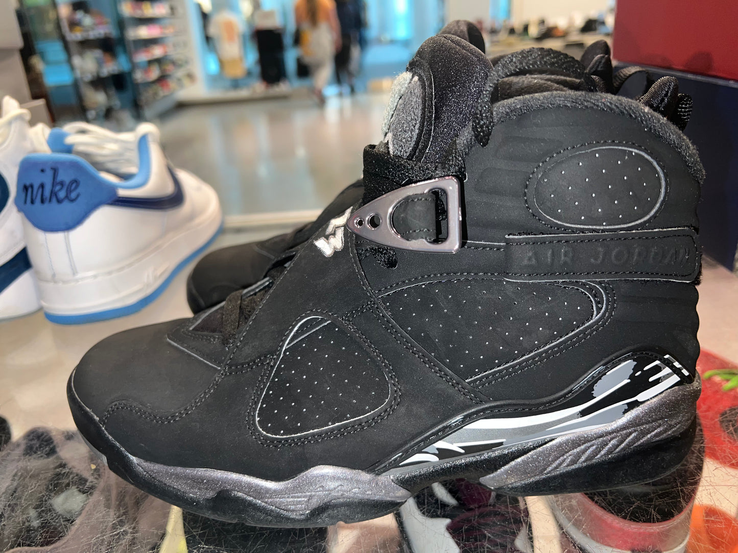 Size 7.5 Air Jordan 8 “Chrome” (Mall)