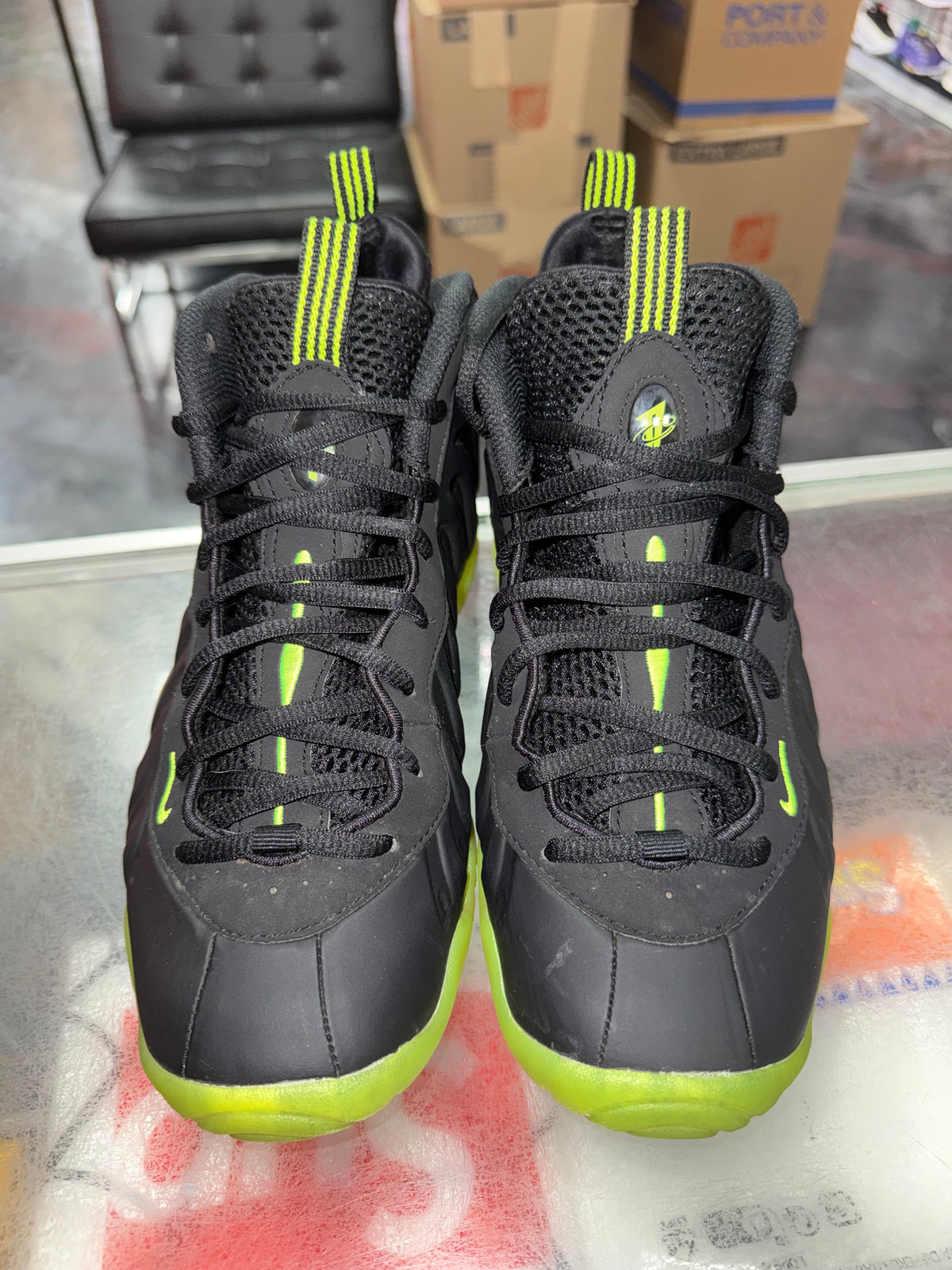 Nike Little Posite One GS Black Volt sneaker, pre-owned, size 7Y – view 5