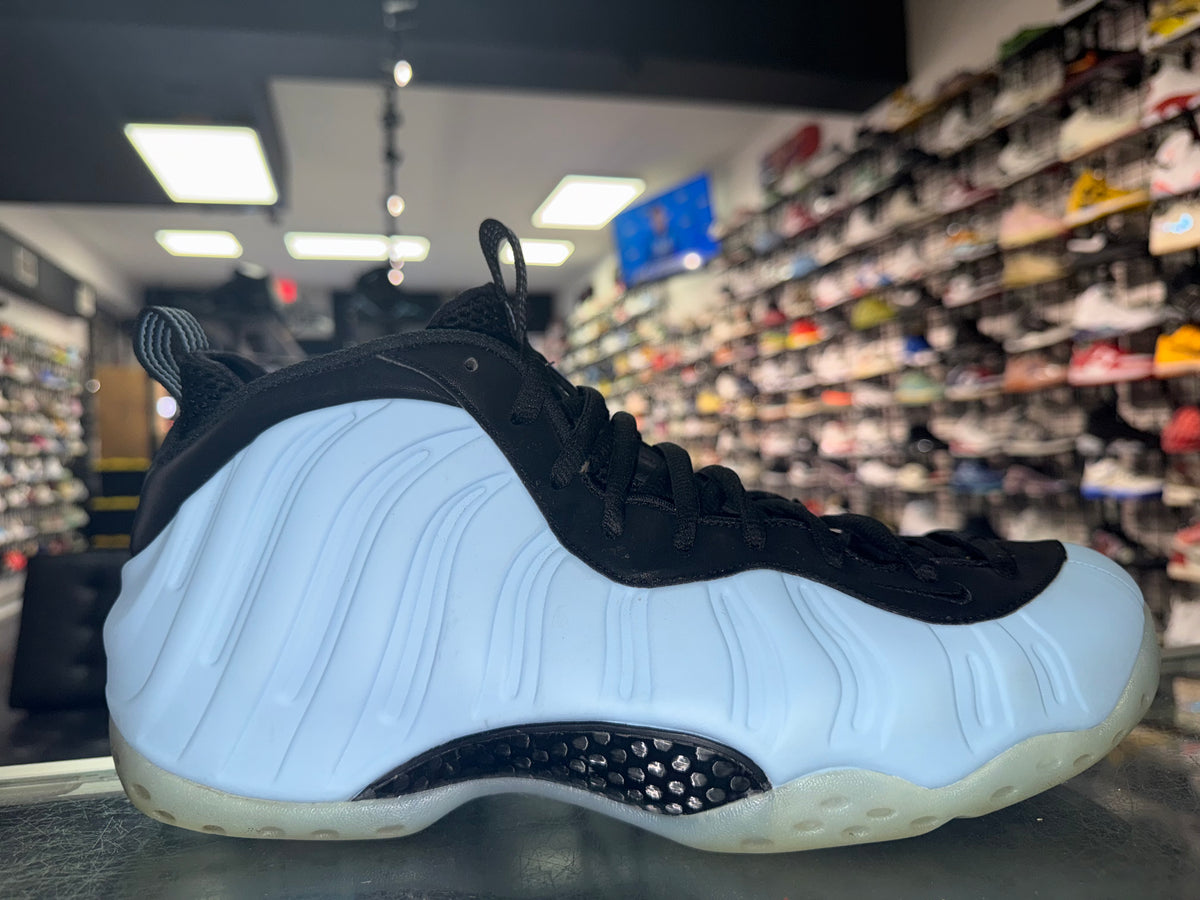 Size 11 Foamposite One "Psychic Blue"