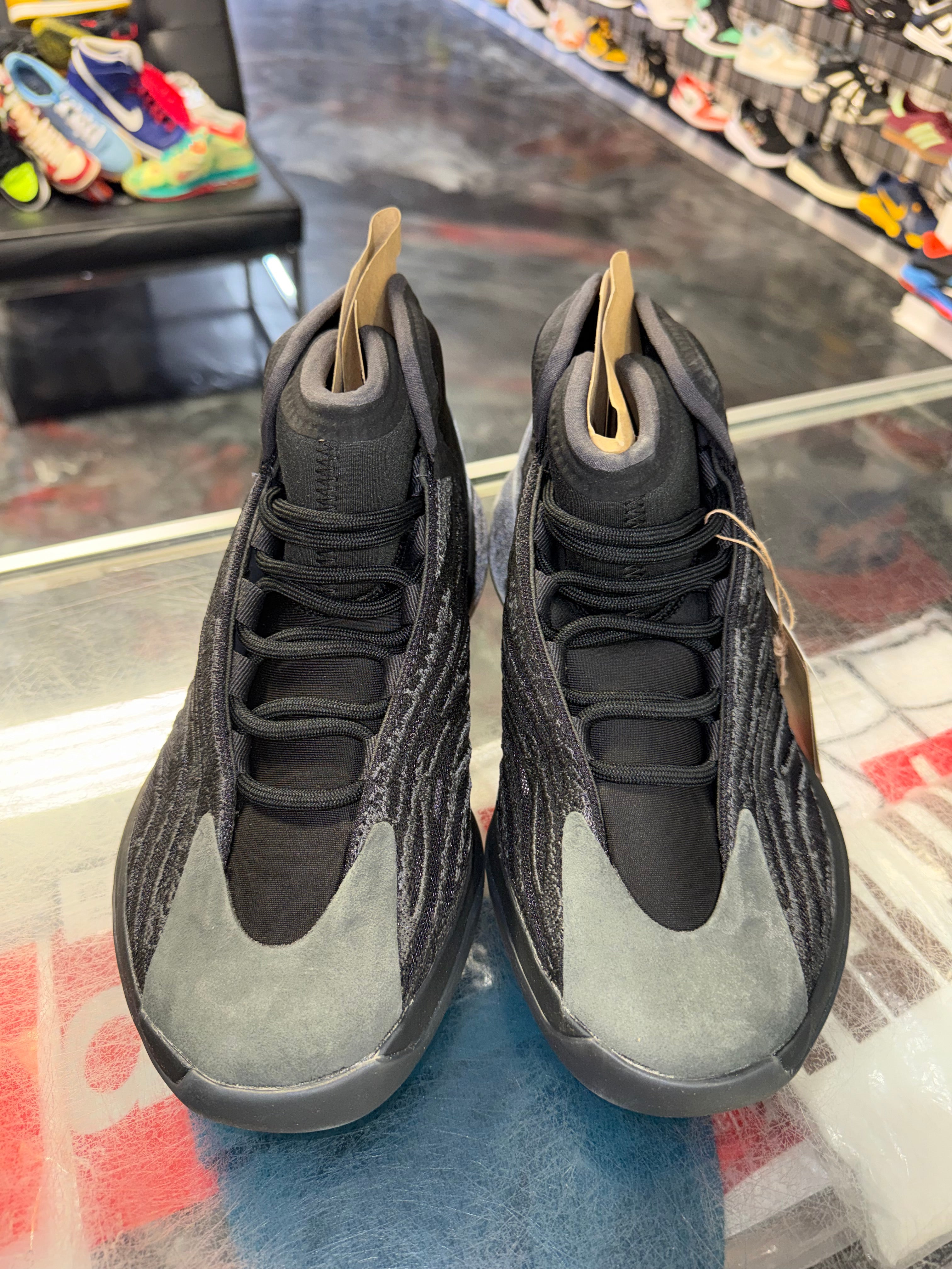 Size 9.5 Yeezy QNTM "Onyx" Brand New