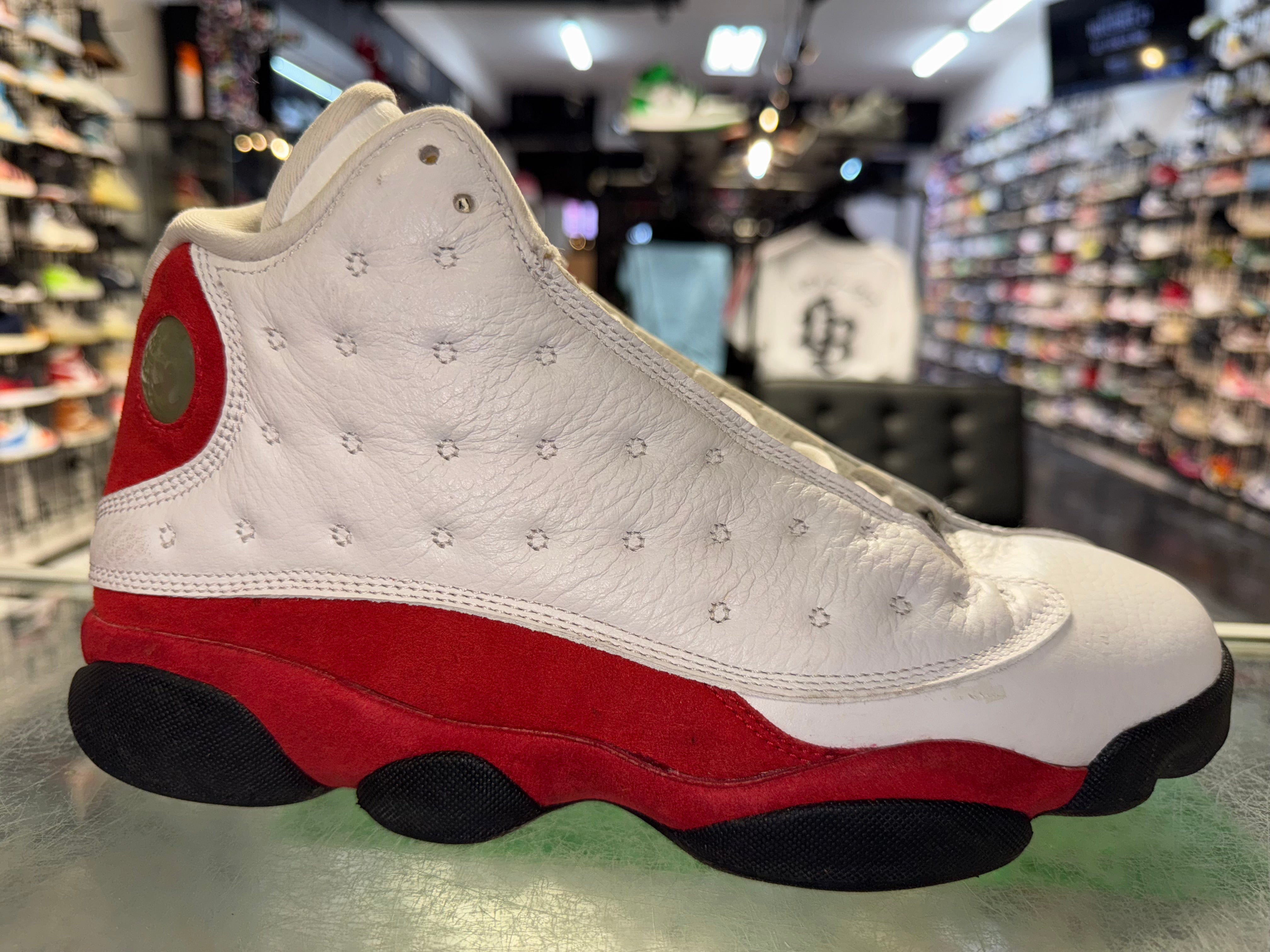 Size 9.5 Air Jordan 13 "Chicago"