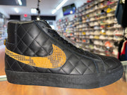 Size 7.5 SB Blazer Mid Supreme “Black” Brand New