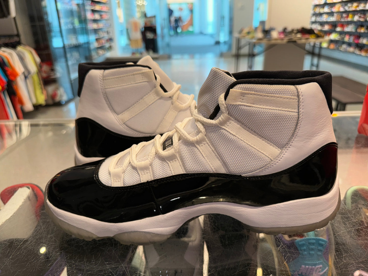 Size 13 Air Jordan 11 “Concord” (Mall)
