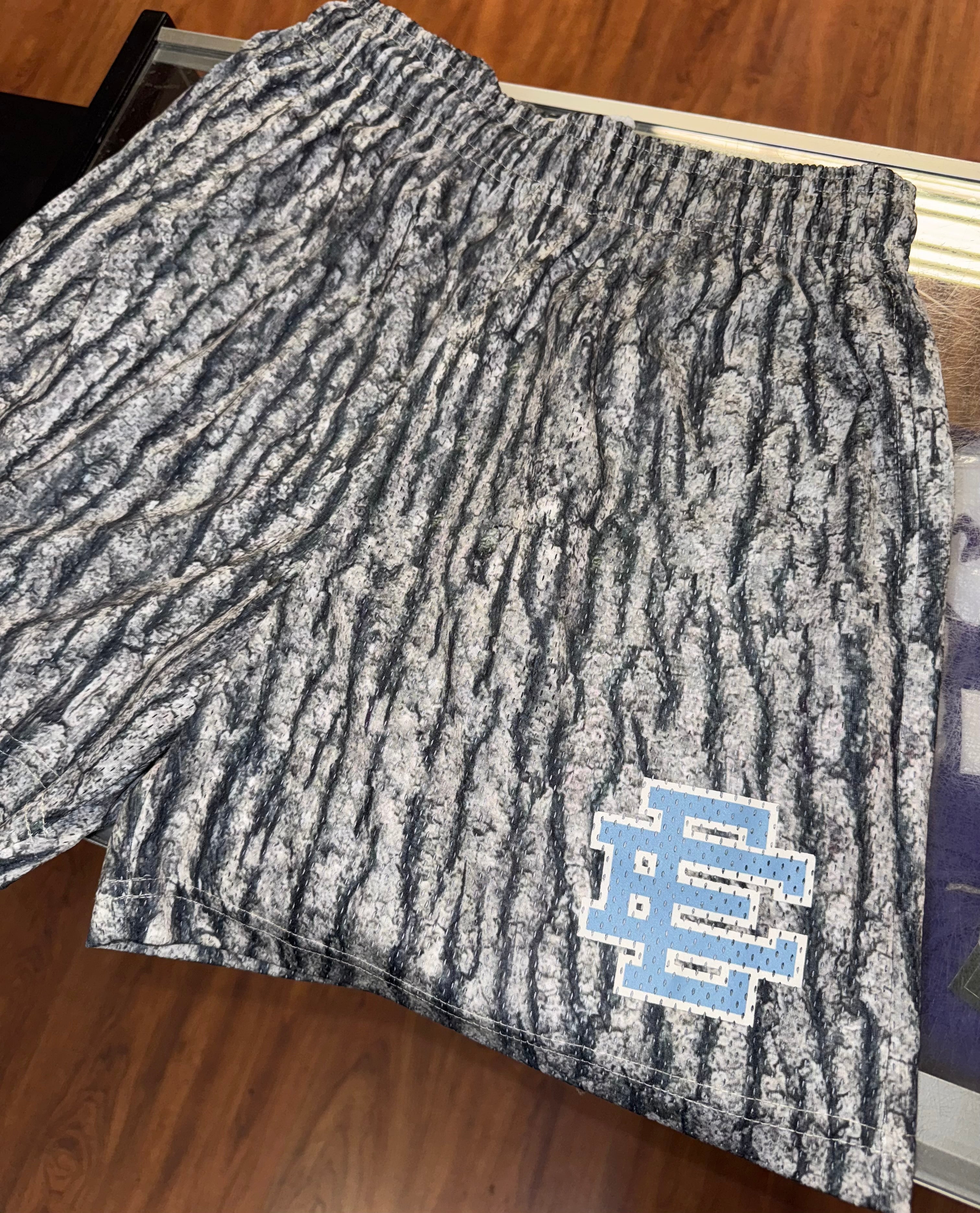 Size L Eric Emanuel EE Shorts “Tree Camo Blue” Brand New