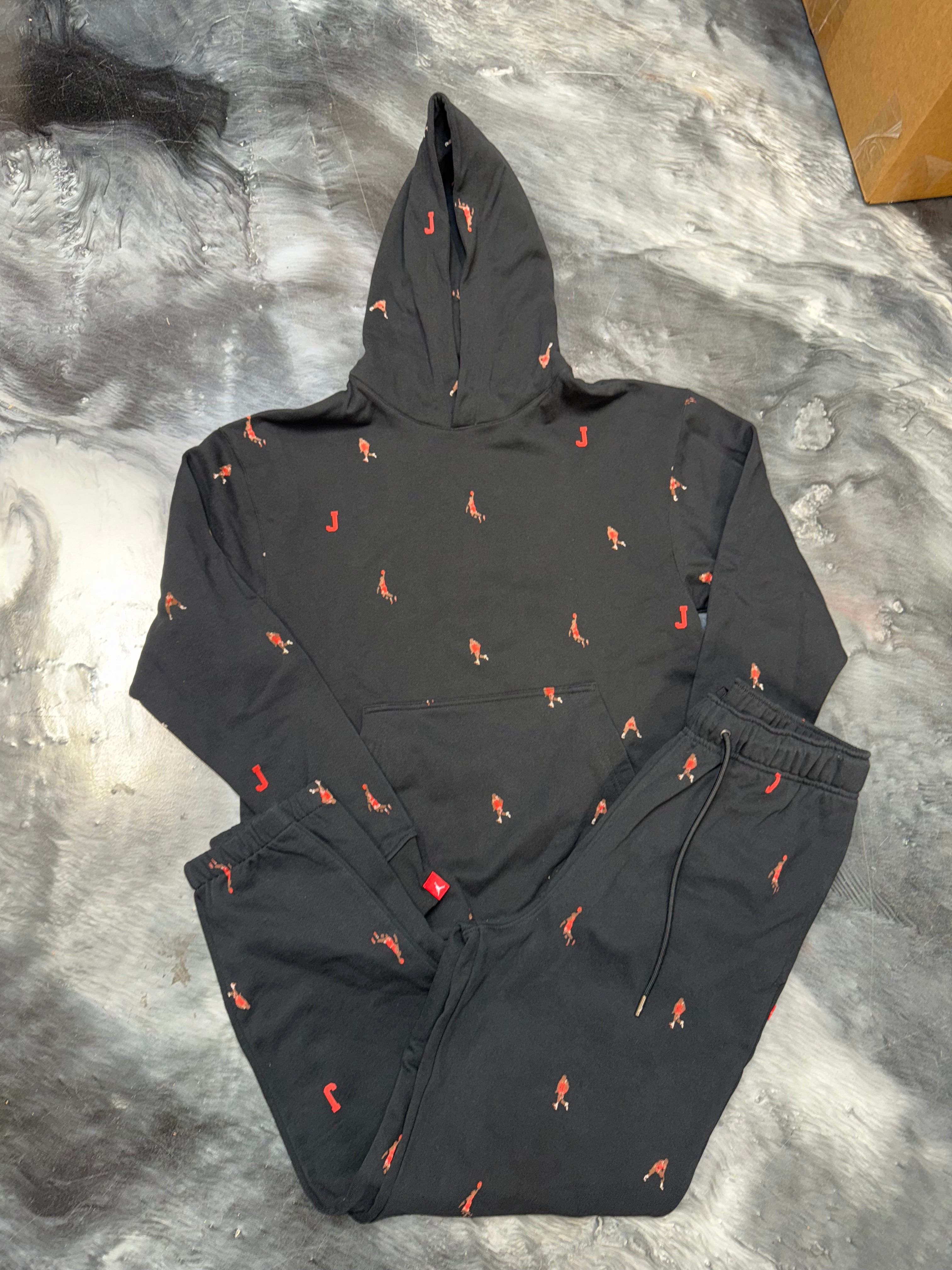 Medium Jordan J Tracksuit - (Hoodie + Pants) Worn 1x