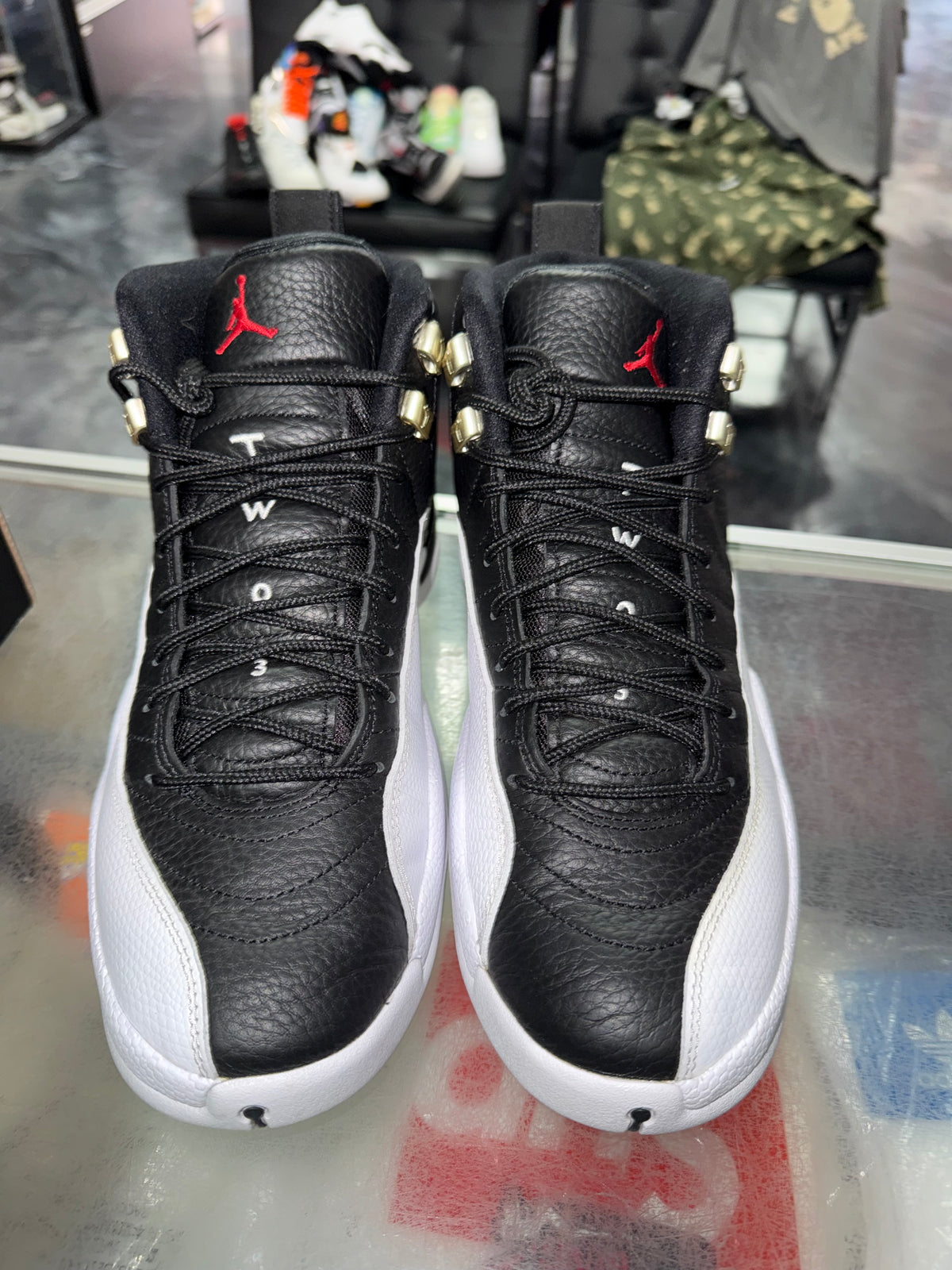 Air Jordan 12 Playoffs sneaker, pre-owned, size 9 – view 5