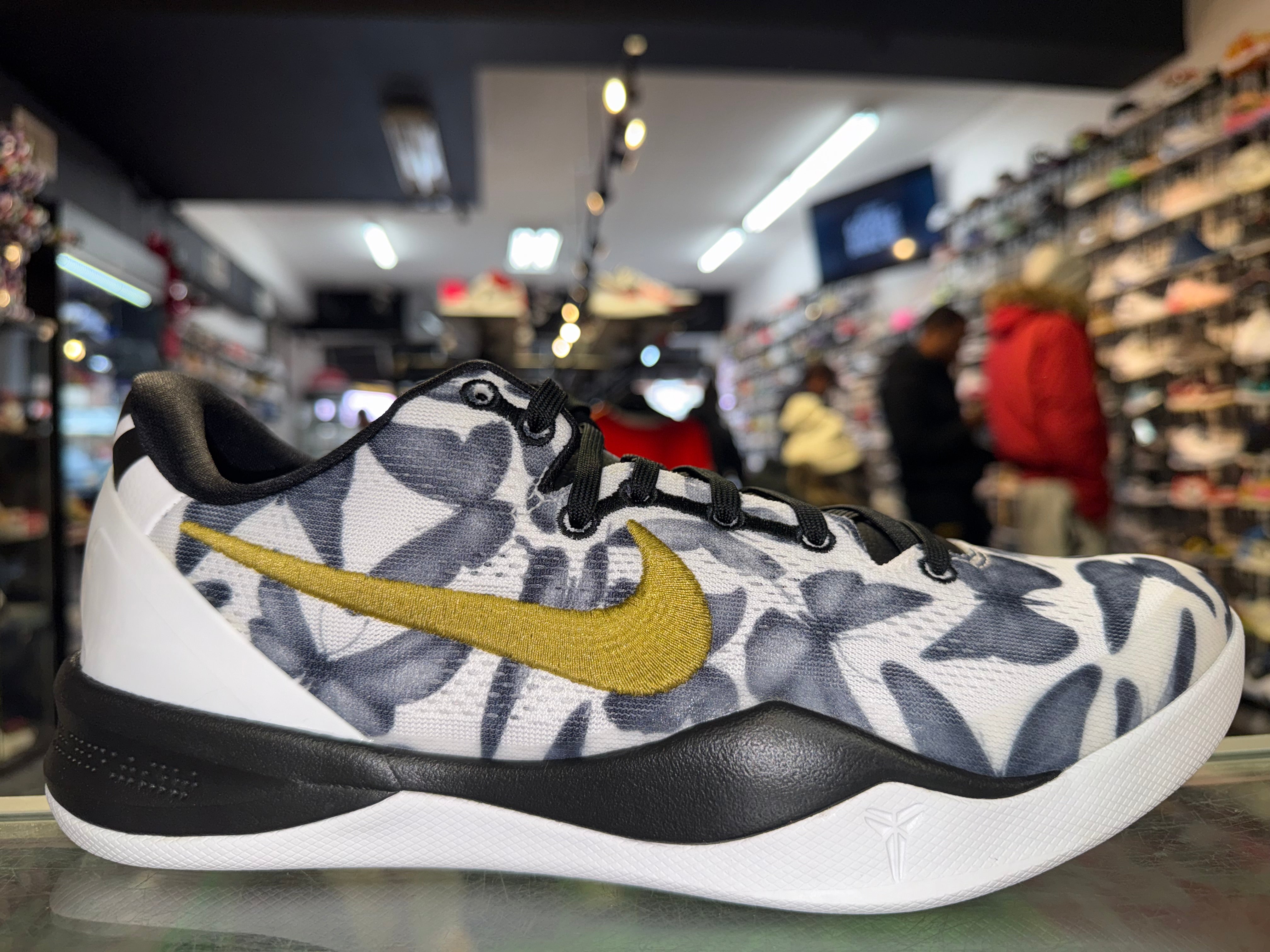 what the kobe 8 size 10