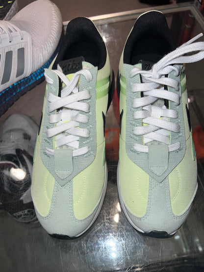 Size 6 Air Max Pre-Day “Light Lime” (Mall)
