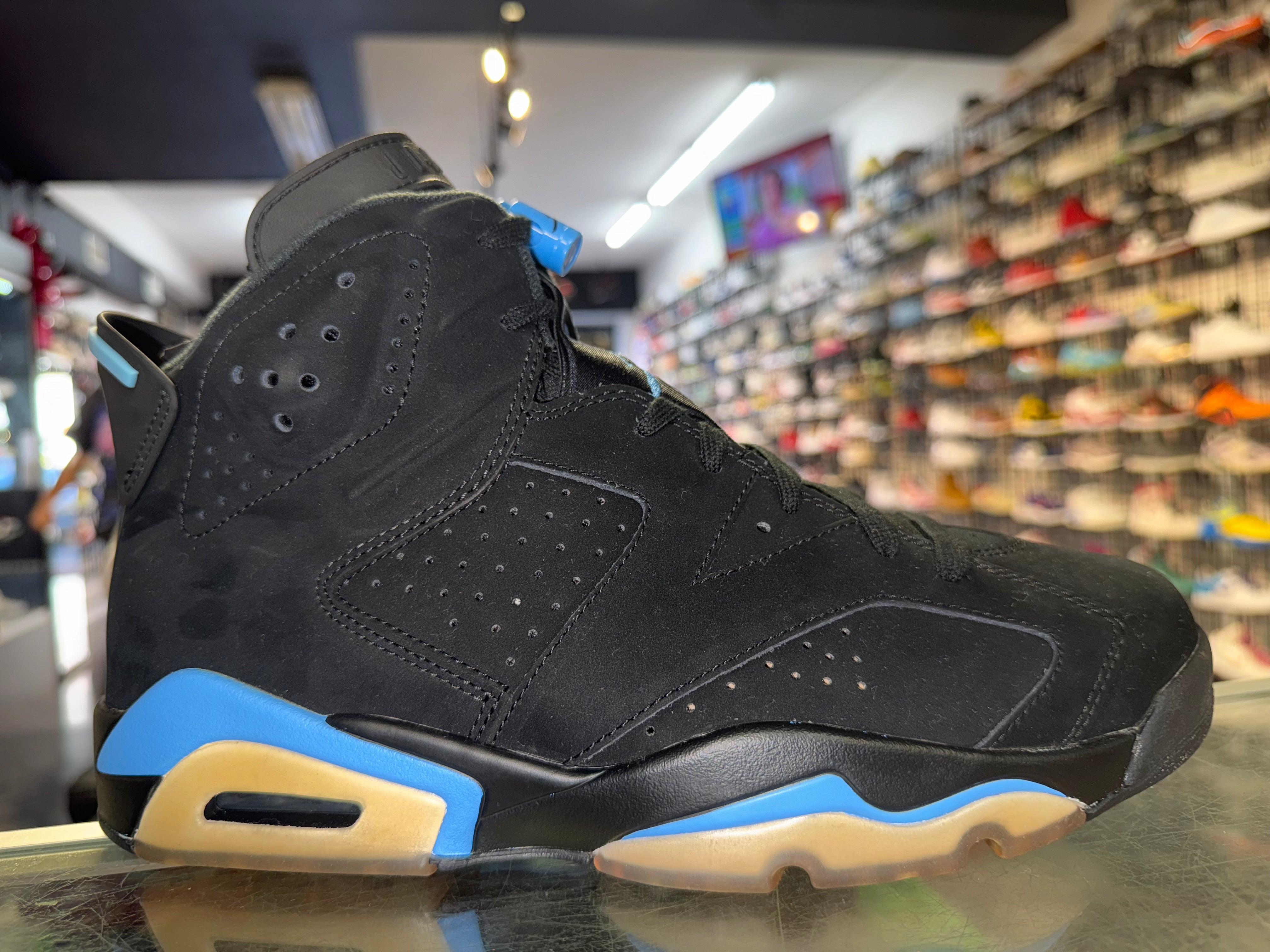 Size 9 Air Jordan 6 "UNC" Brand New