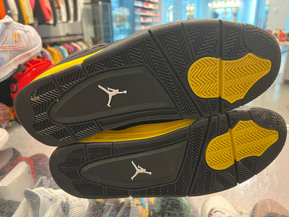 Size 13 Air Jordan 4 “Thunder” (Mall)