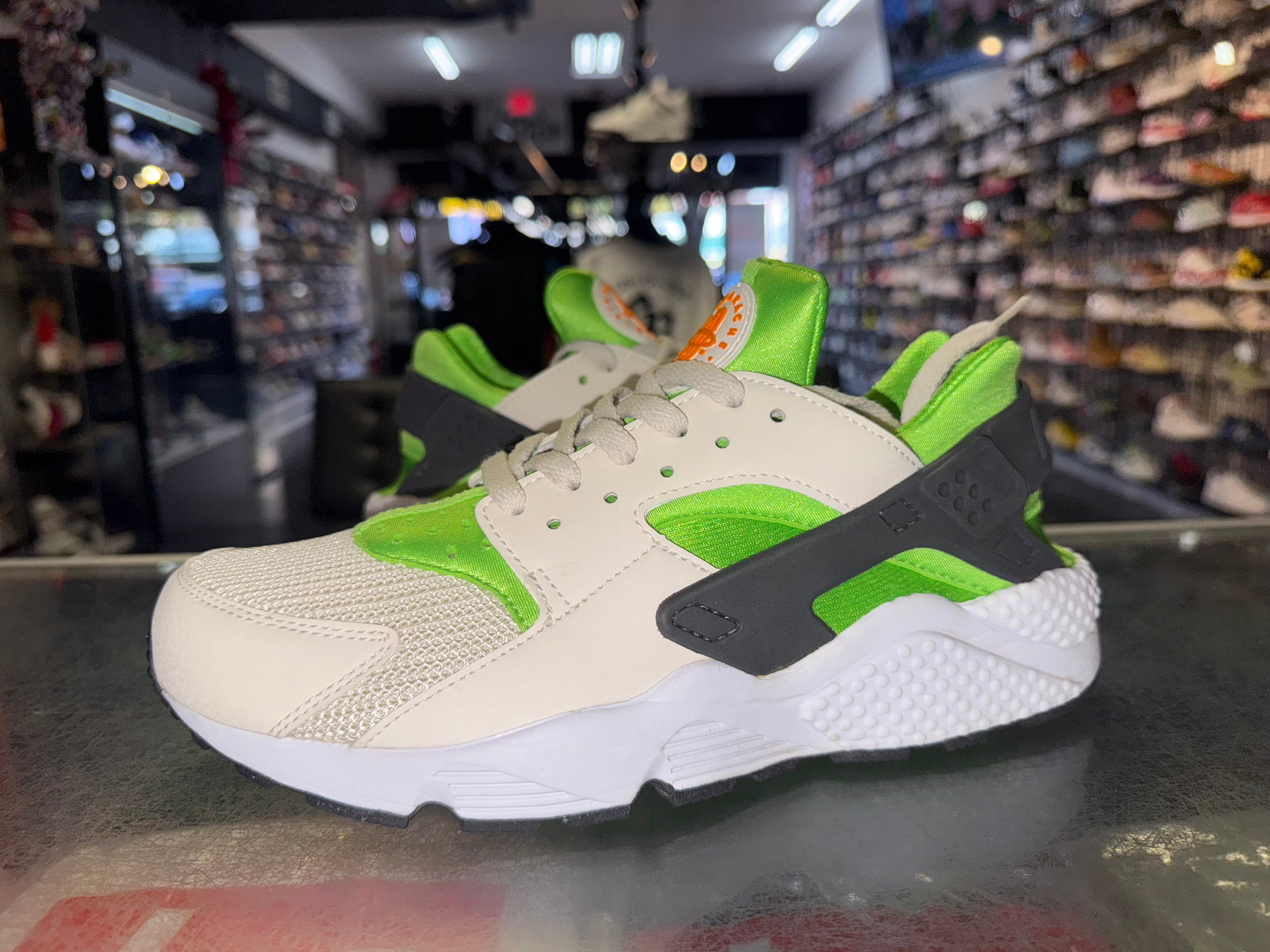 Size 8.5 Air Huarache "Action Green"