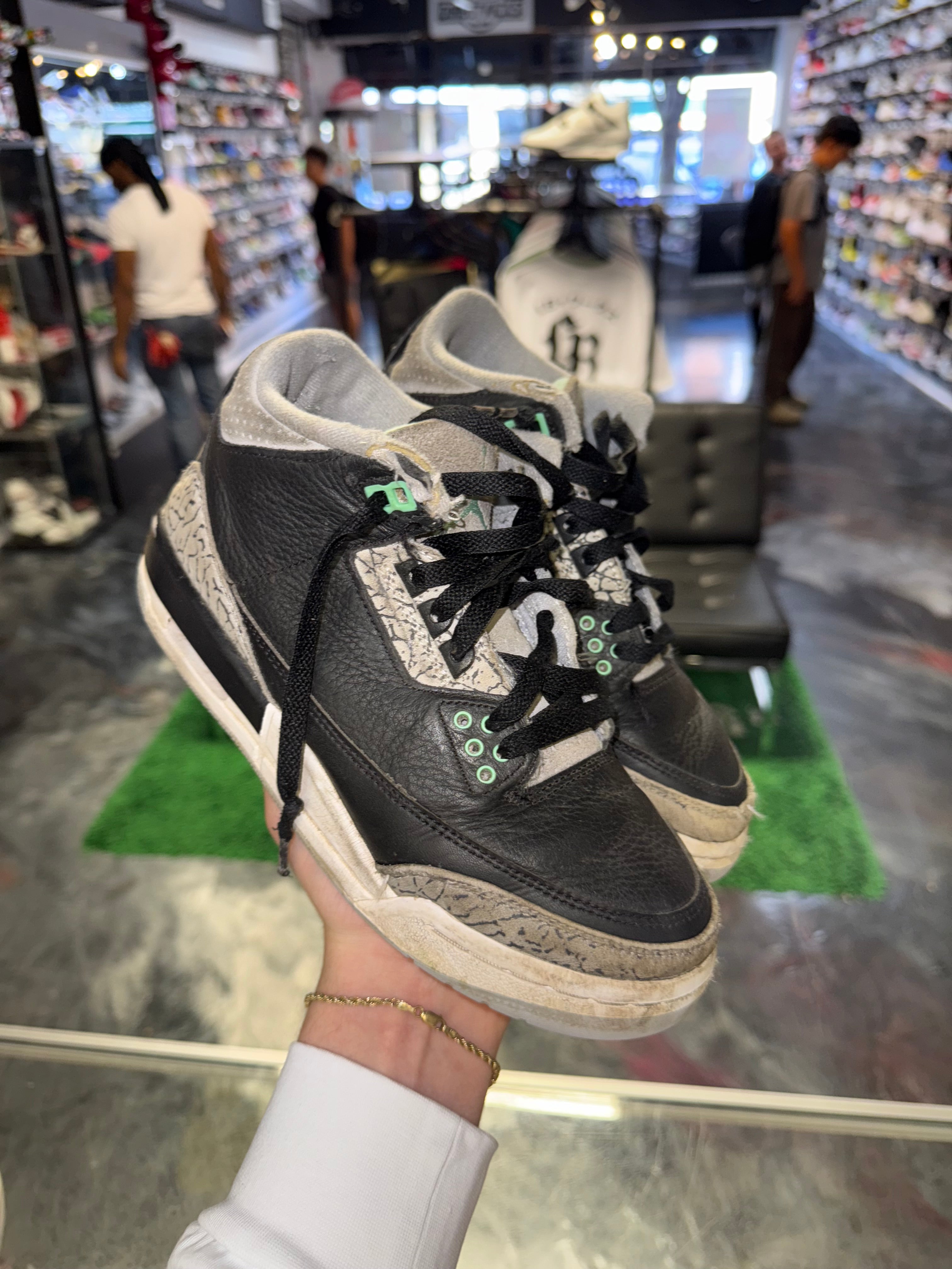Size 5.5y AJ 3 "Green Glow" - NB FREE