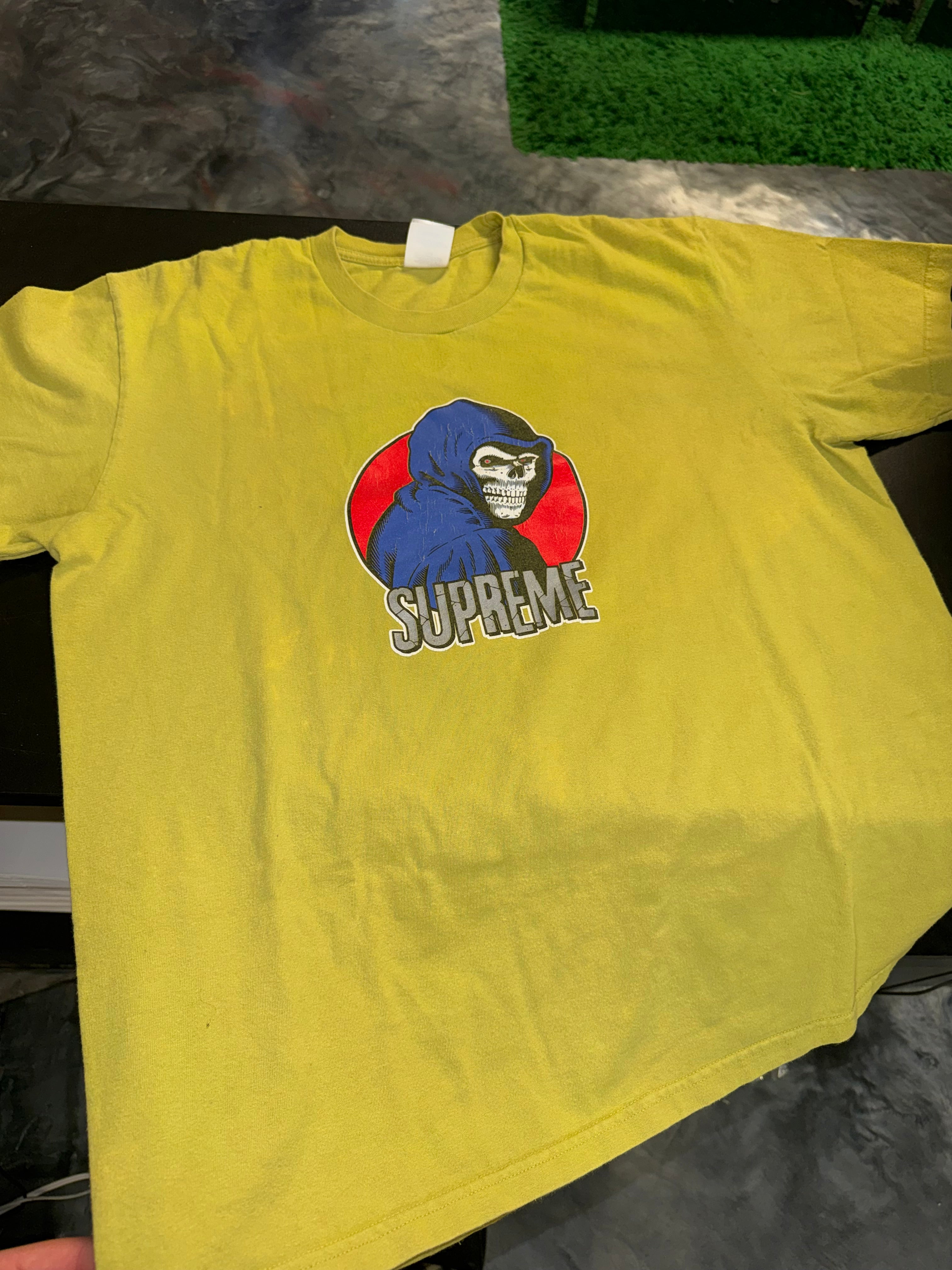 Size M Supreme Reaper Tee “Dusty Green”