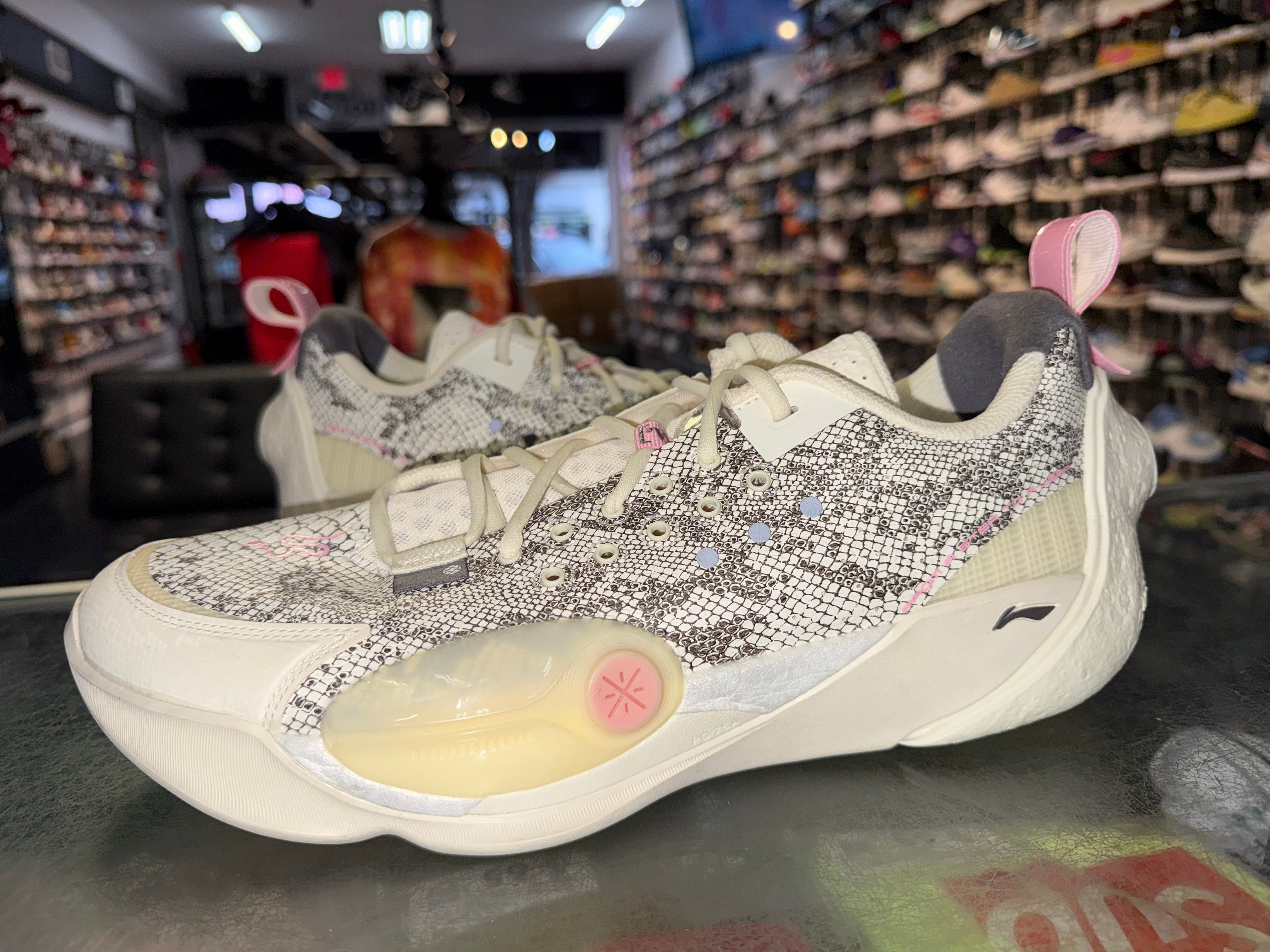 Size 12 Li-Ning Wade All City 13 "Year of the Snake"