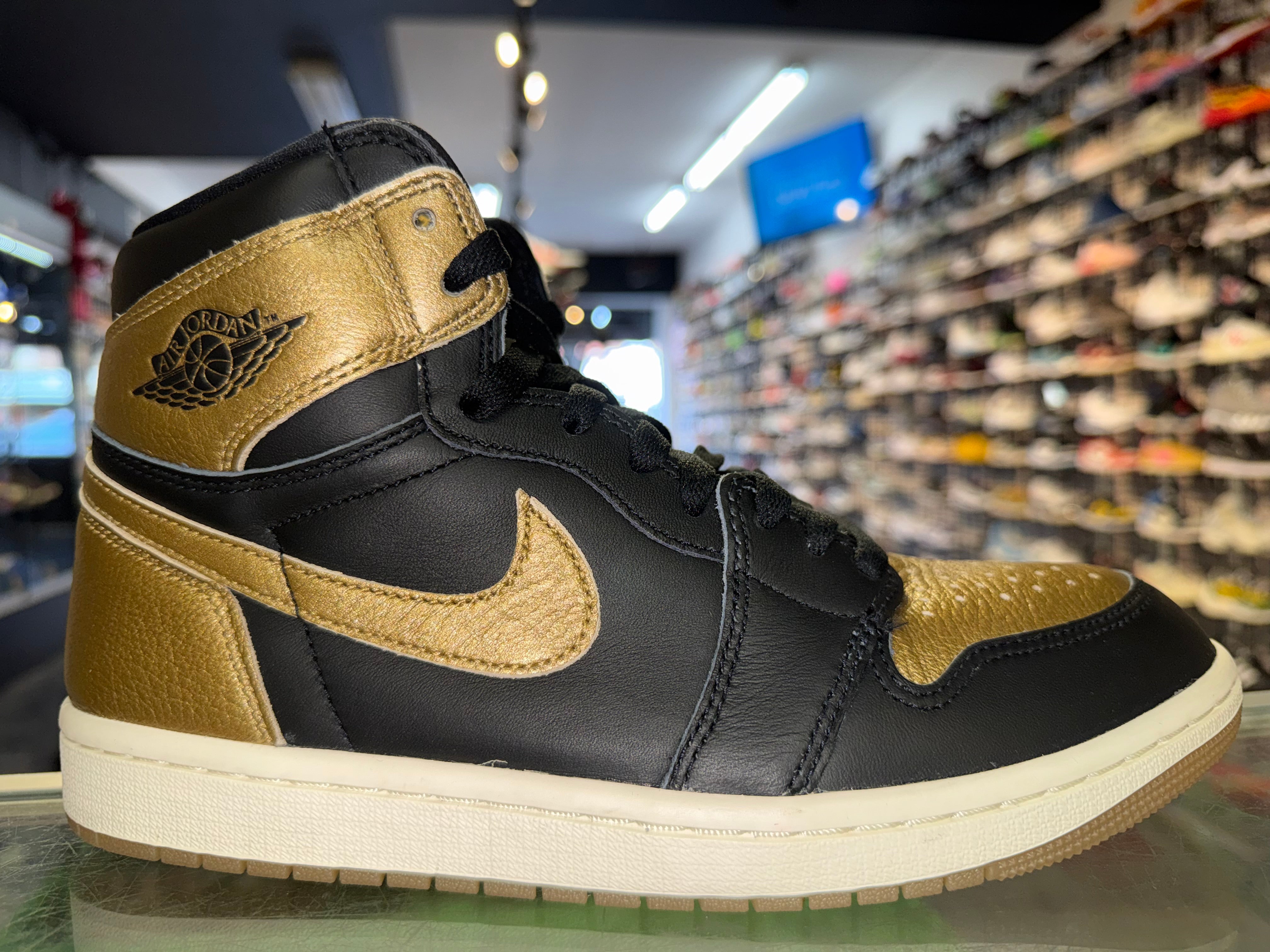 Size 8 Air Jordan 1 "Black Metallic Gold"