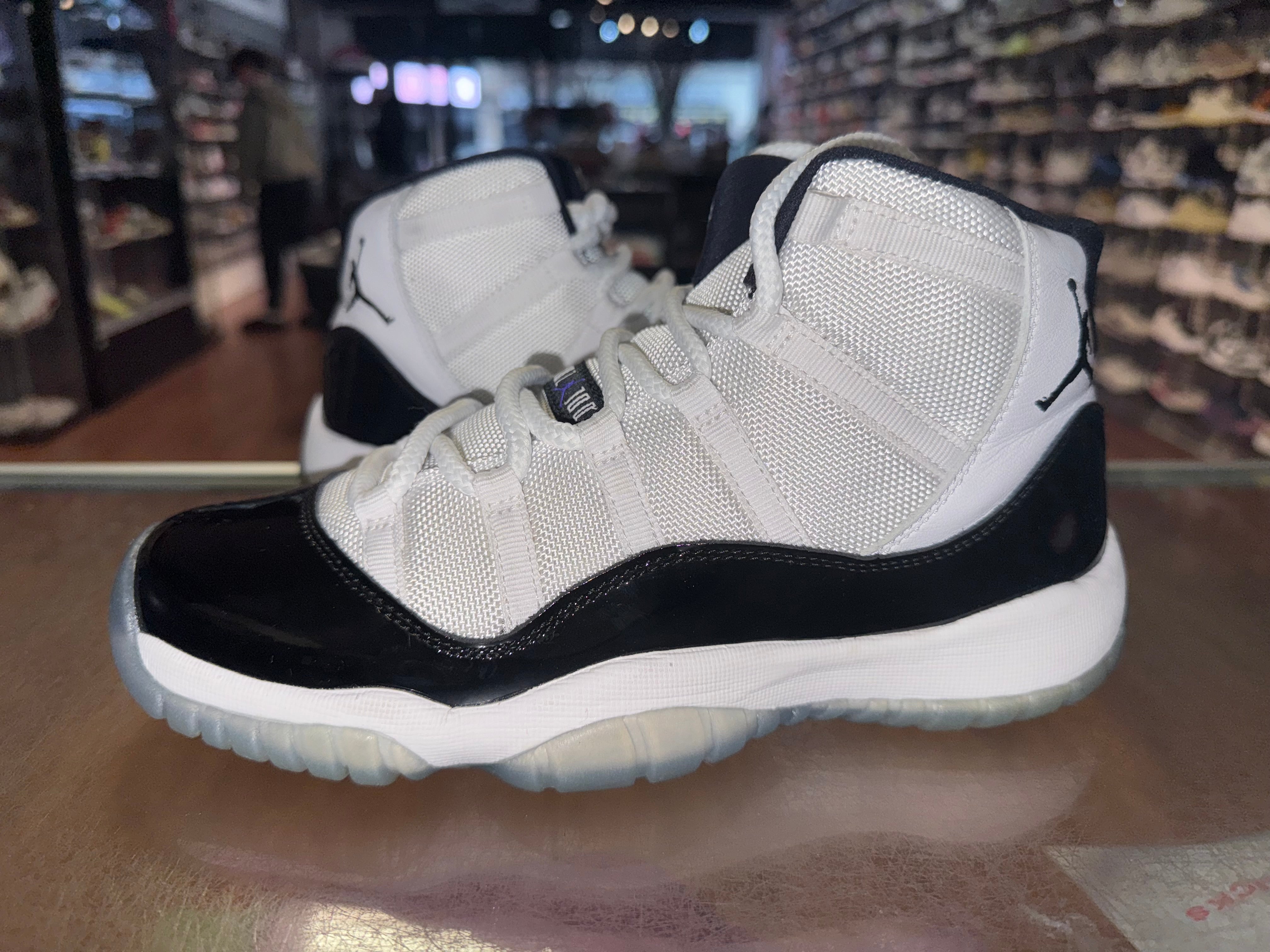 Size 6.5y Air Jordan 11 "Concord"
