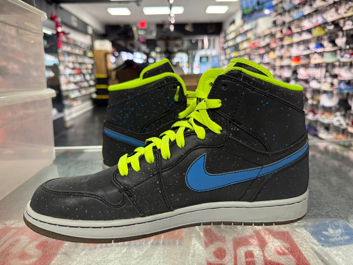 Air Jordan 1 Black History Month sneaker, pre-owned, size 11 – view 4