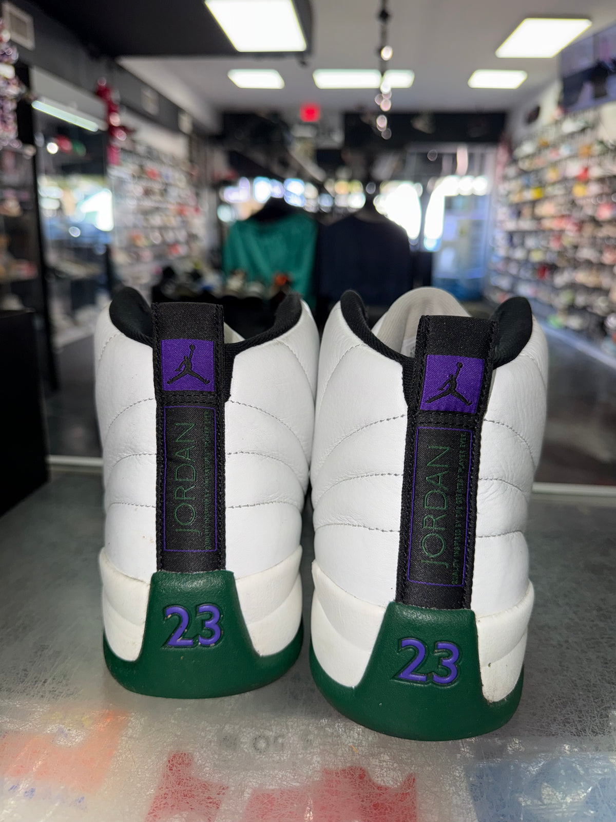 Air Jordan 12 Bucks sneaker, pre-owned, size 9.5 – view 6