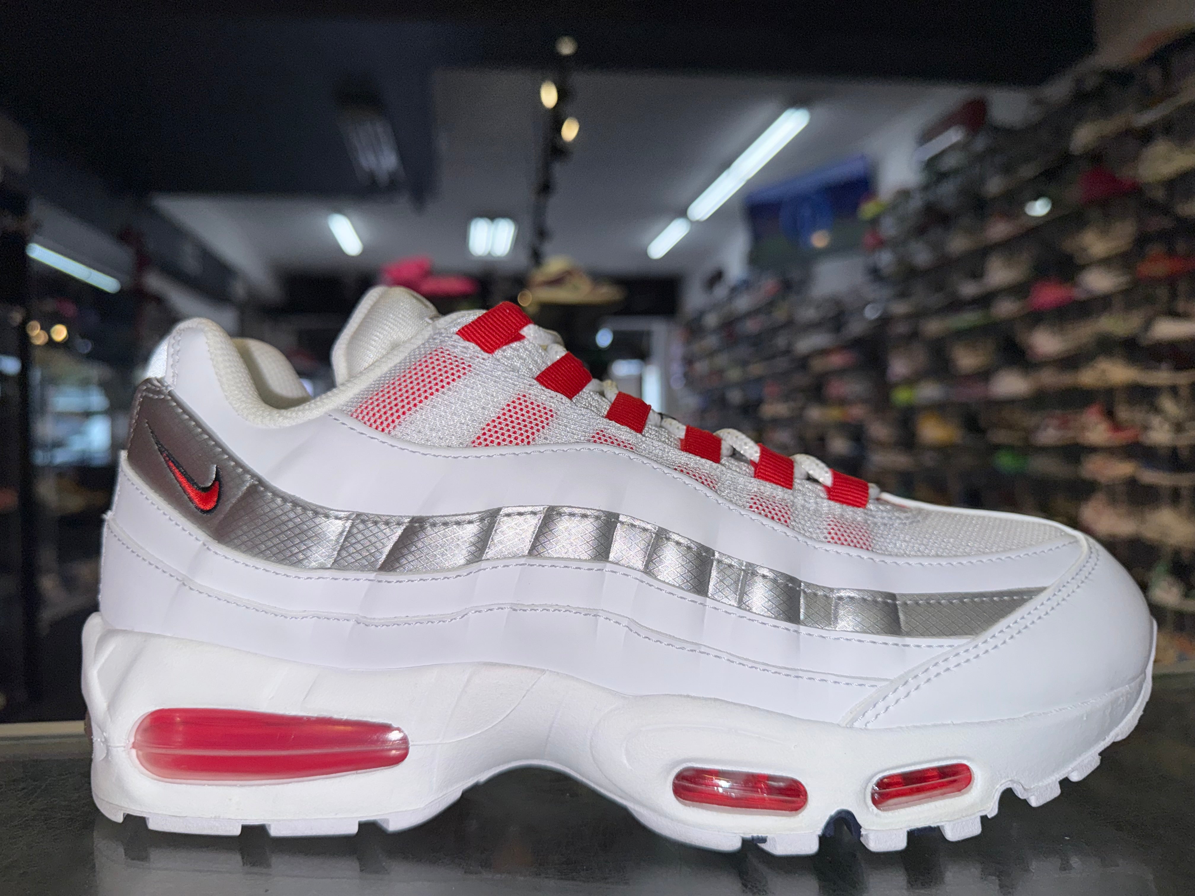 Size 10.5 Air Max 95 Big Bubble "England"