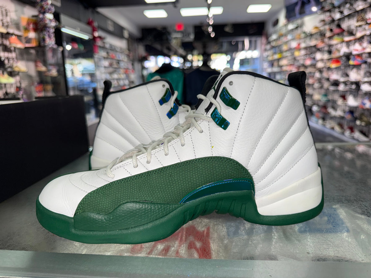 Air Jordan 12 Bucks sneaker, pre-owned, size 9.5 – view 4
